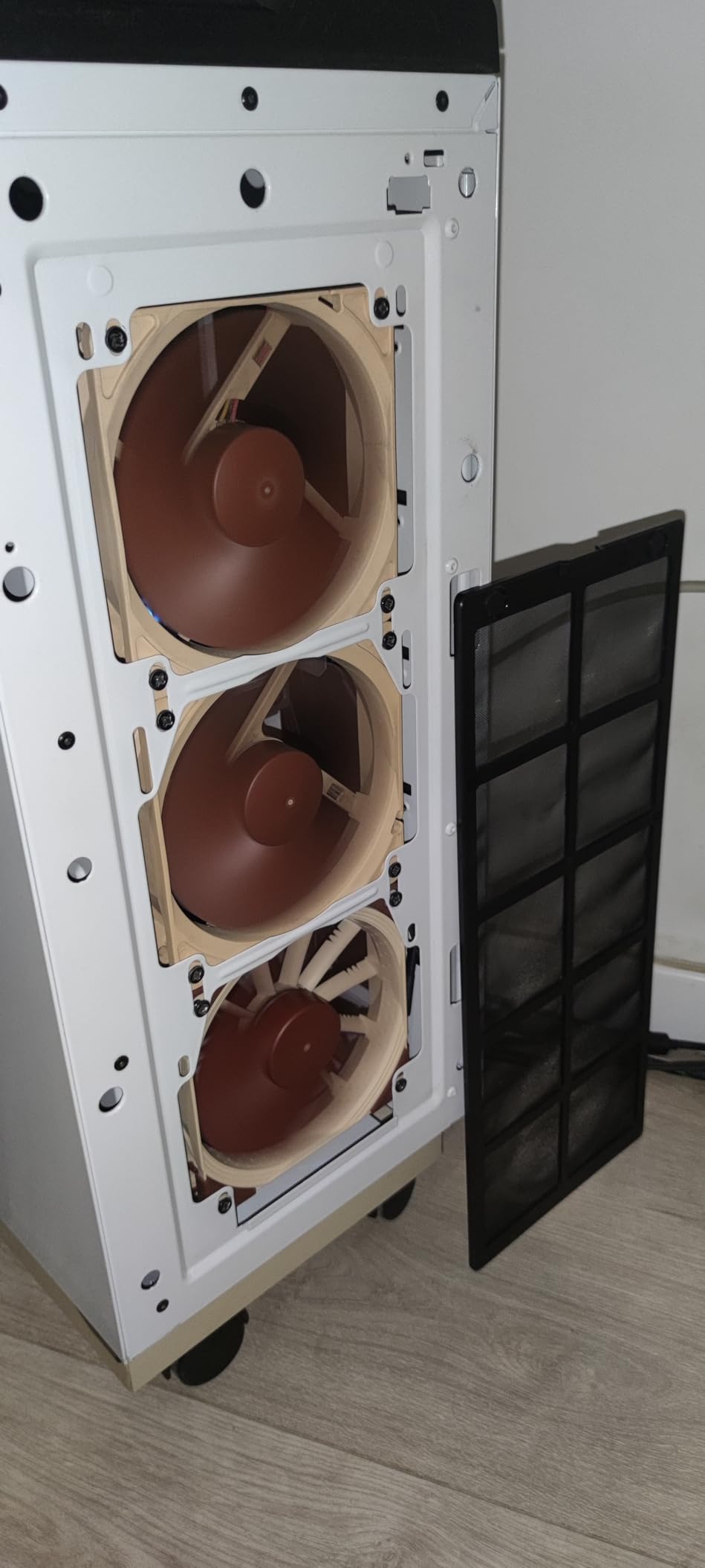 Noctua NF-F12 PWM, Premium Quiet Fan, 4-Pin (120mm, Brown) customer photo 1