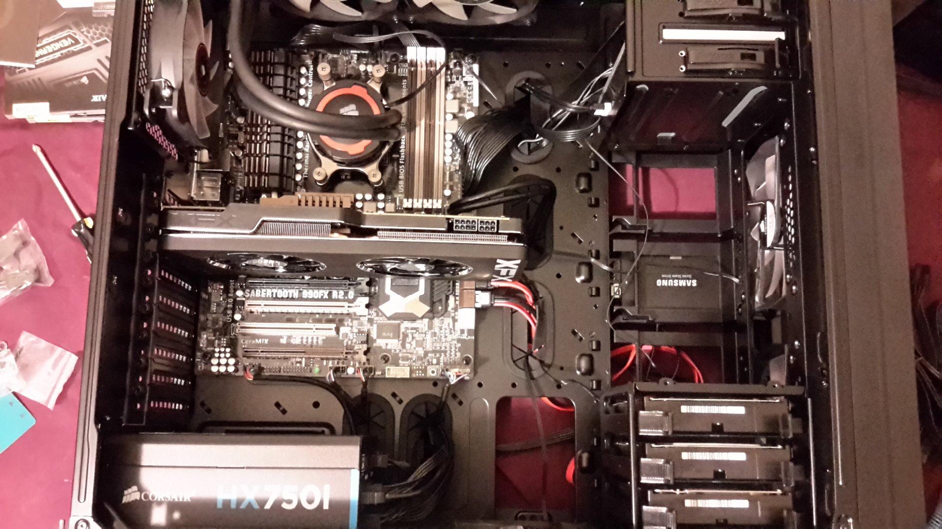 ASUS TUF SABERTOOTH 990FX R2.0 Socket AM3+ DDR3 SATA 6Gb/s USB 3.0 AMD 990FX ATX Motherboard customer photo 1