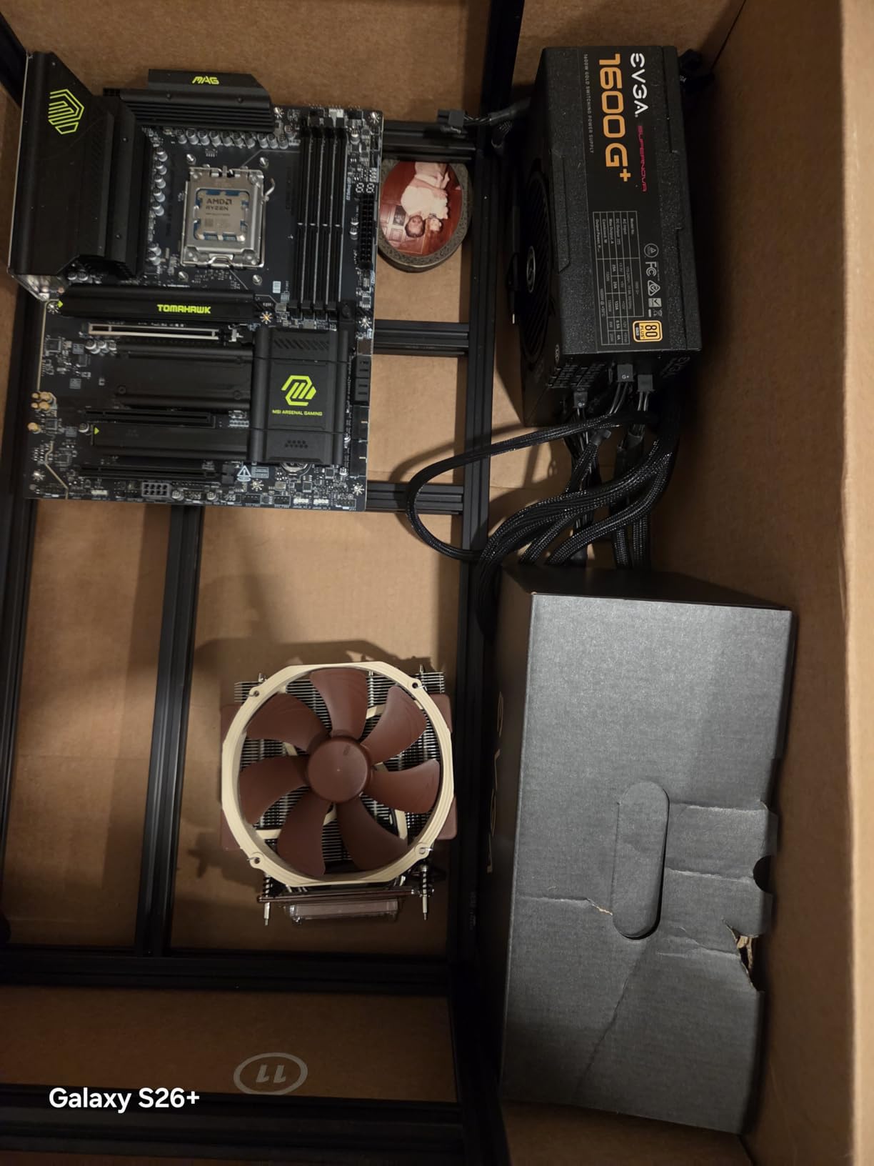 EVGA SuperNOVA 1600 P2 80+ PLATINUM, 1600W ECO Mode Fully Modular NVIDIA SLI and Crossfire Ready 10 Year Power Supply 220-P2-1600-X1 customer photo 1