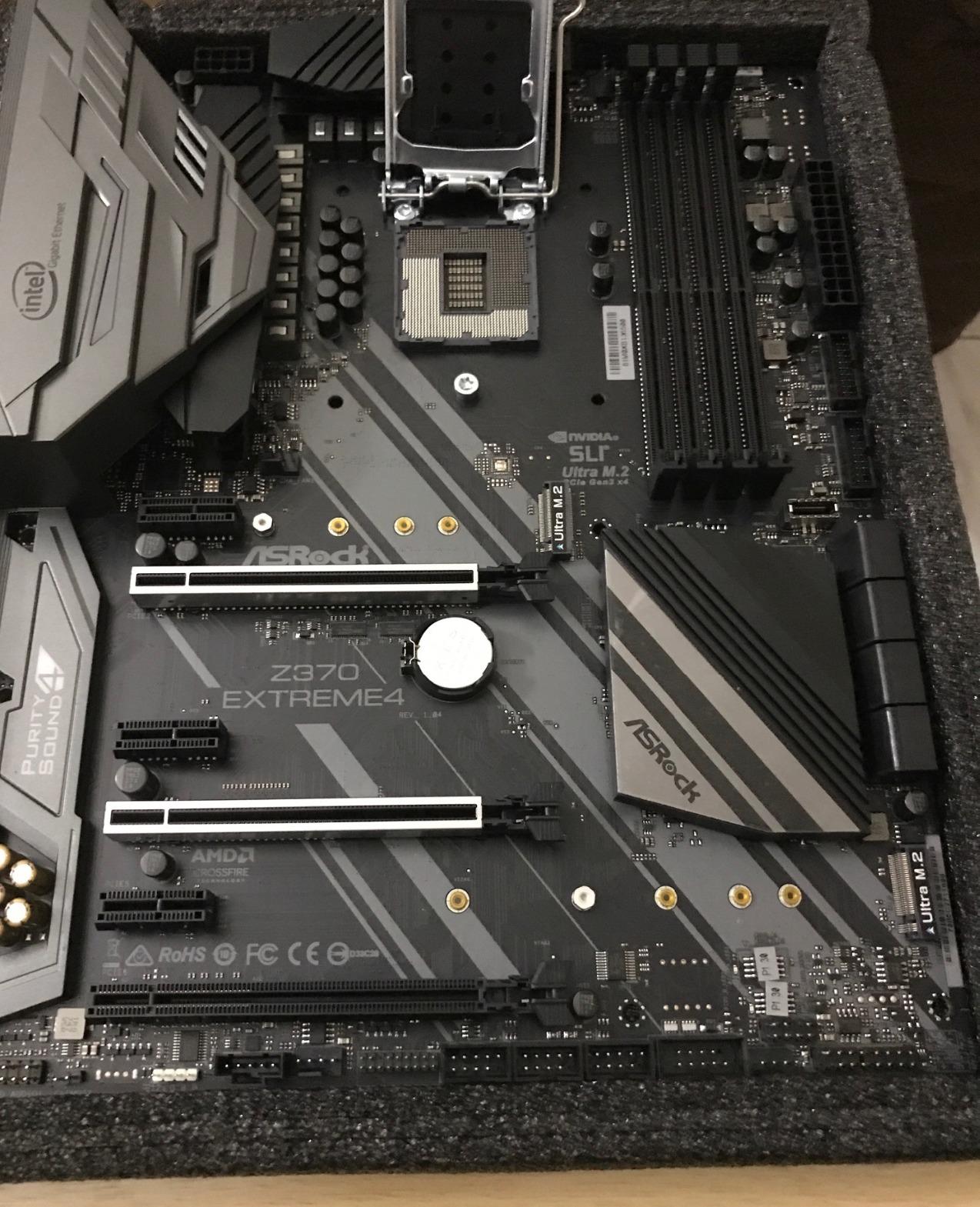 ASRock Motherboard Motherboards Z370 EXTREME4 customer photo 1