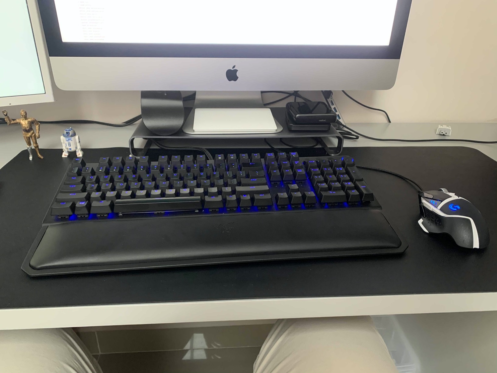 Razer BlackWidow Elite Mechanical Gaming Keyboard customer photo 2