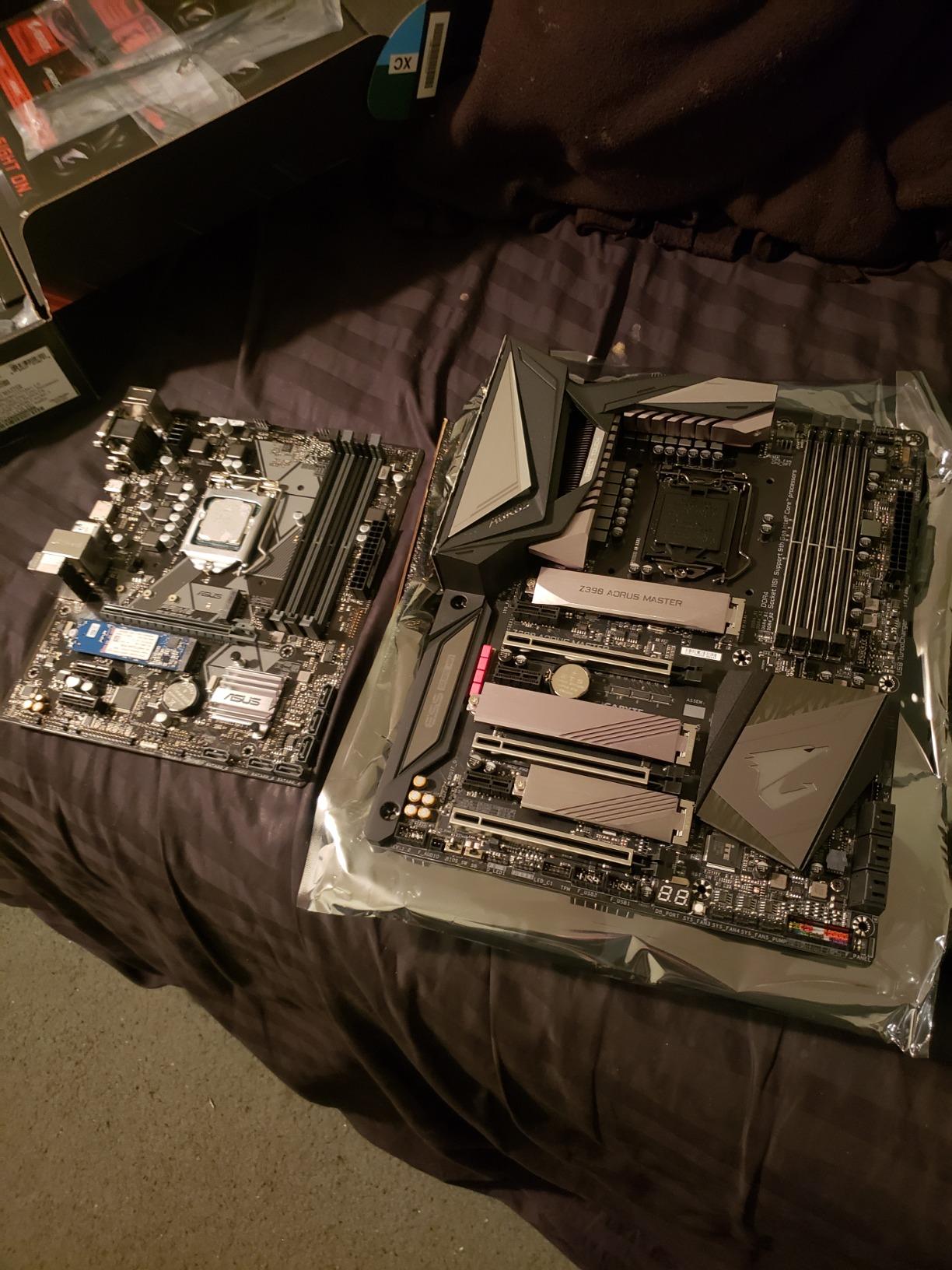 Gigabyte Z390 AORUS MASTER (Intel LGA1151/Z390/ATX/3xM.2 Thermal Guard/Onboard AC Wi-Fi/ESS Sabre DAC/Gaming Motherboard) customer photo 1