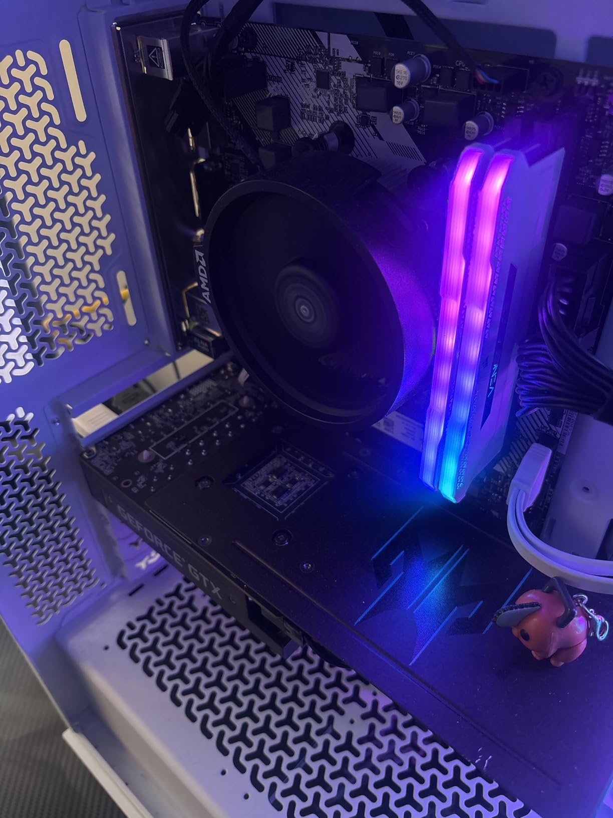 ASRock B450M-HDV R4.0 AMD B450 AM4 Socket Ryzen 2000 - 5000 Processors DDR4 3200 64GB HDMI DVI-D D-Sub Motherboard SATA 6Gb/s Micro ATX M.2 customer photo 1