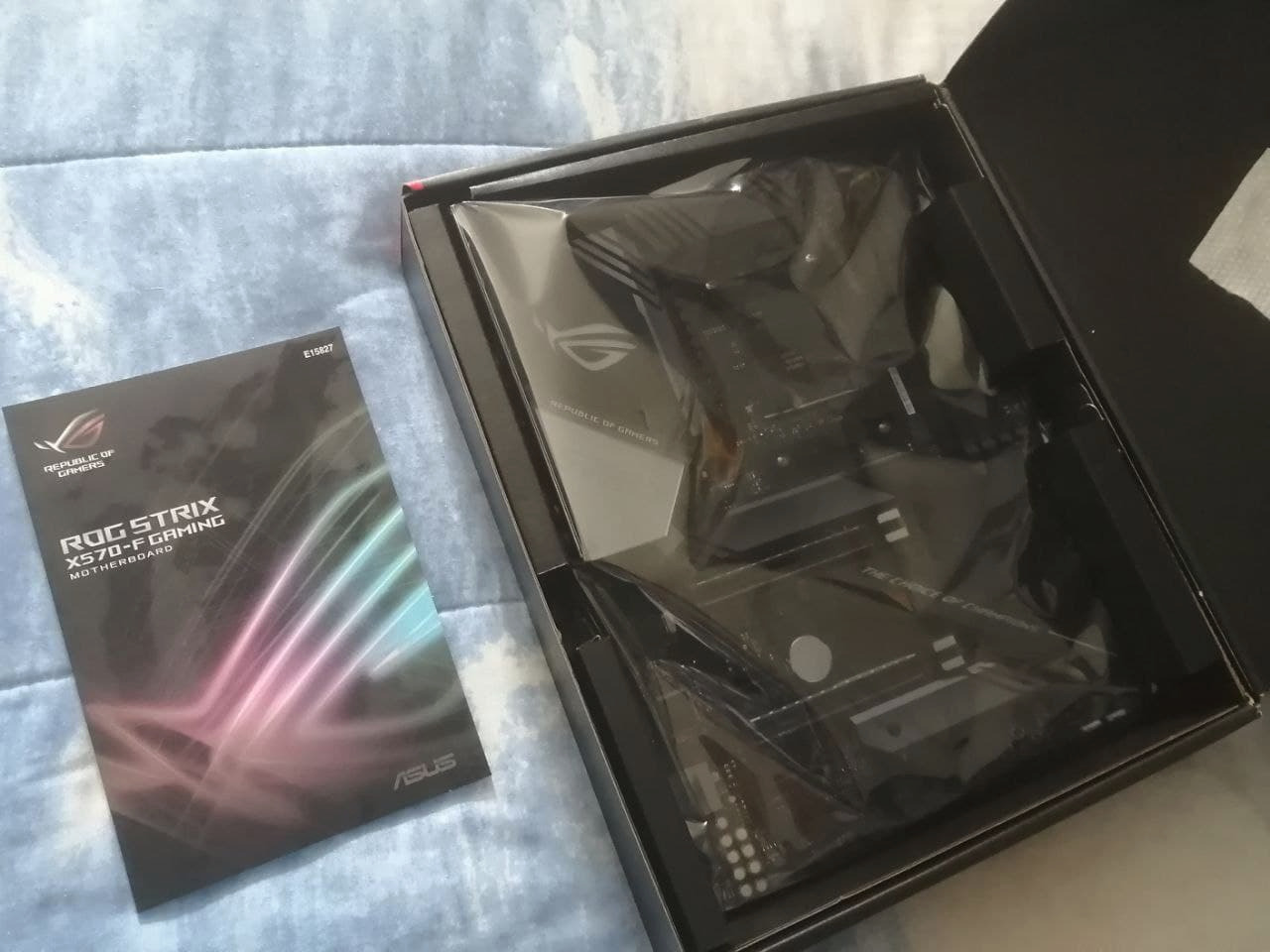 ASUS ROG Strix X570-F Gaming ATX Motherboard customer photo 2