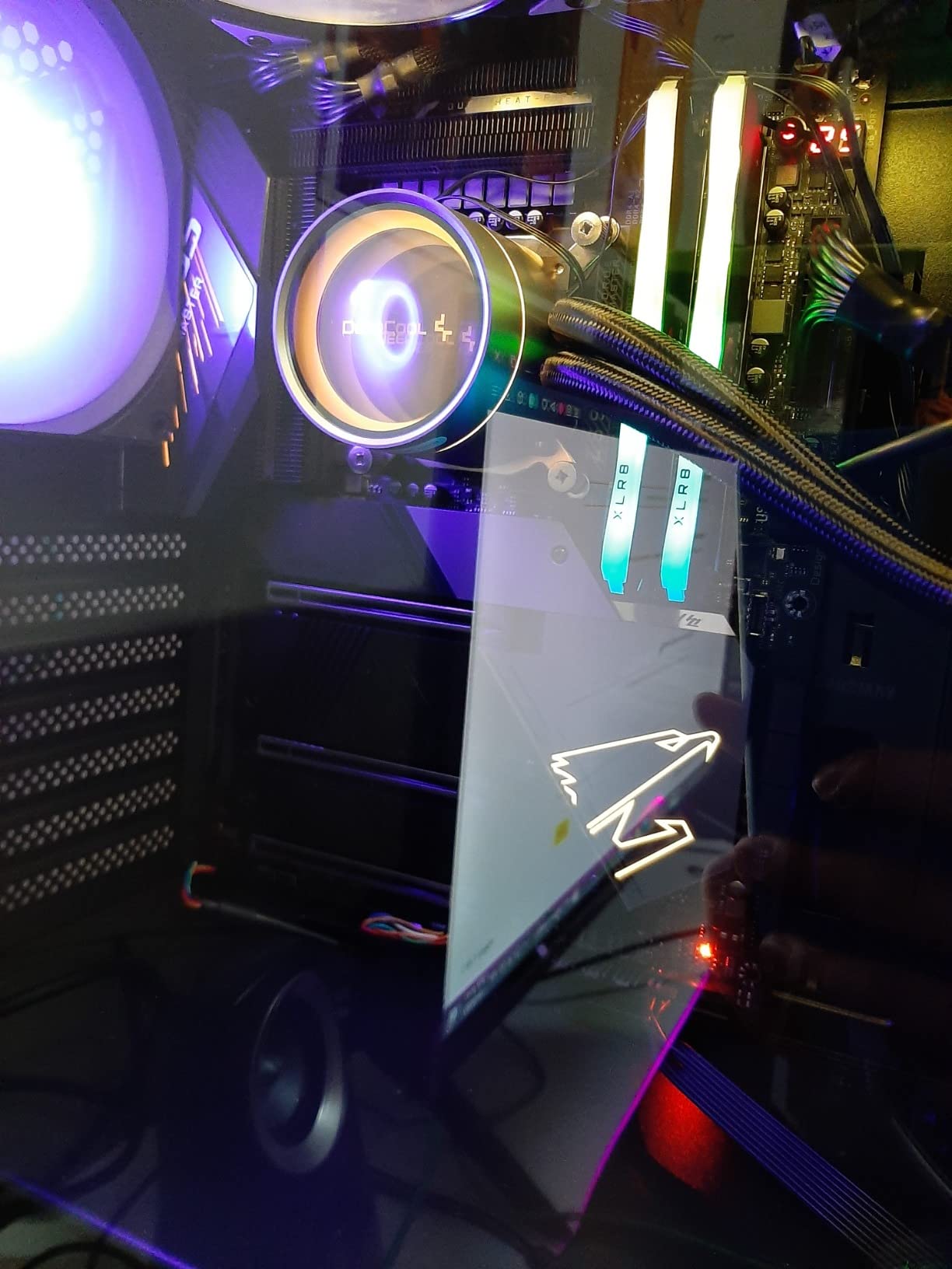 GIGABYTE Z590 AORUS MASTER (LGA 1200/Intel Z590/ATX/Triple M.2/PCIe 4.0/USB 3.2 Gen2X2 Type-C/Intel WIFI 6E/AQUANTIA 10GbE LAN/Gaming Motherboard) customer photo 1