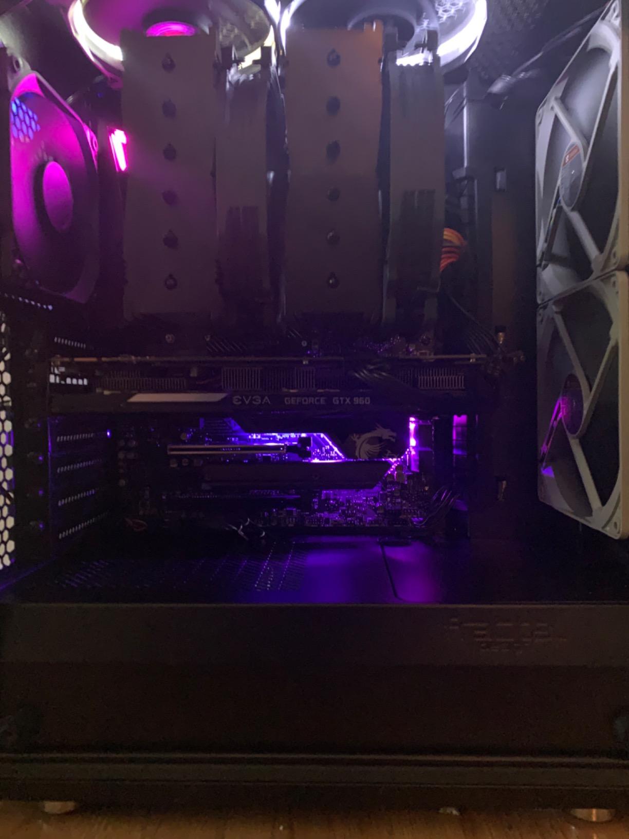 MSI MPG Z490 Gaming Carbon WiFi Gaming Motherboard (ATX, 10th Gen Intel Core, LGA 1200 Socket, DDR4, SLI/CF, Dual M.2 Slots, USB 3.2 Gen 2, Wi-Fi 6, DP/HDMI, Mystic Light RGB) customer photo 1