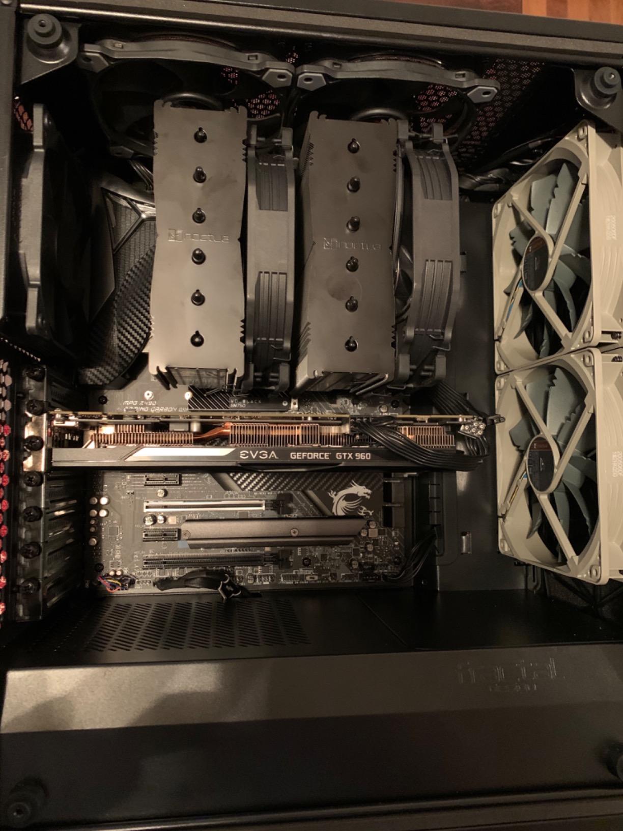 MSI MPG Z490 Gaming Carbon WiFi Gaming Motherboard (ATX, 10th Gen Intel Core, LGA 1200 Socket, DDR4, SLI/CF, Dual M.2 Slots, USB 3.2 Gen 2, Wi-Fi 6, DP/HDMI, Mystic Light RGB) customer photo 2