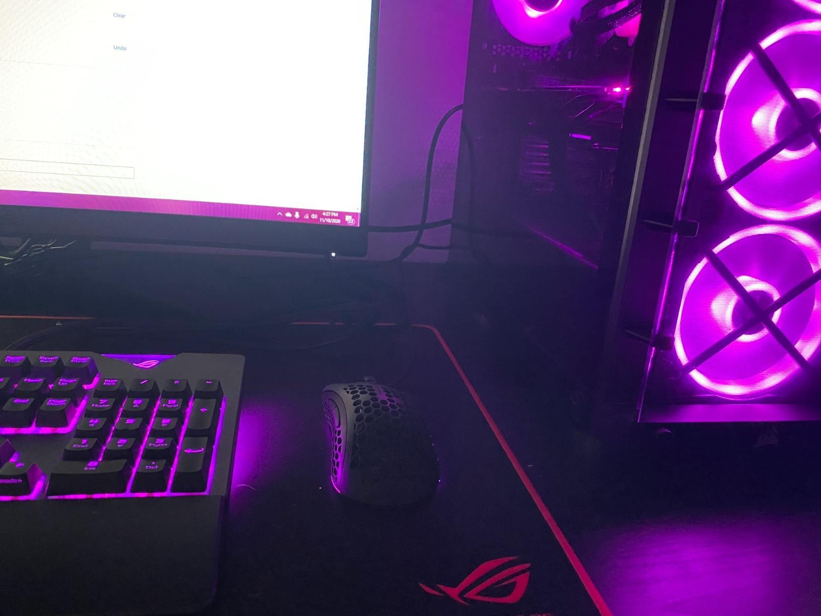 Gwolves Skoll Mini SK-S 50g Ultralight Weight Honeycomb Design Ergonomic Wired Gaming Mouse with 3389 Sensor - PTFE Skates - 16,000DPI - Detachable Cable (White) customer photo 2