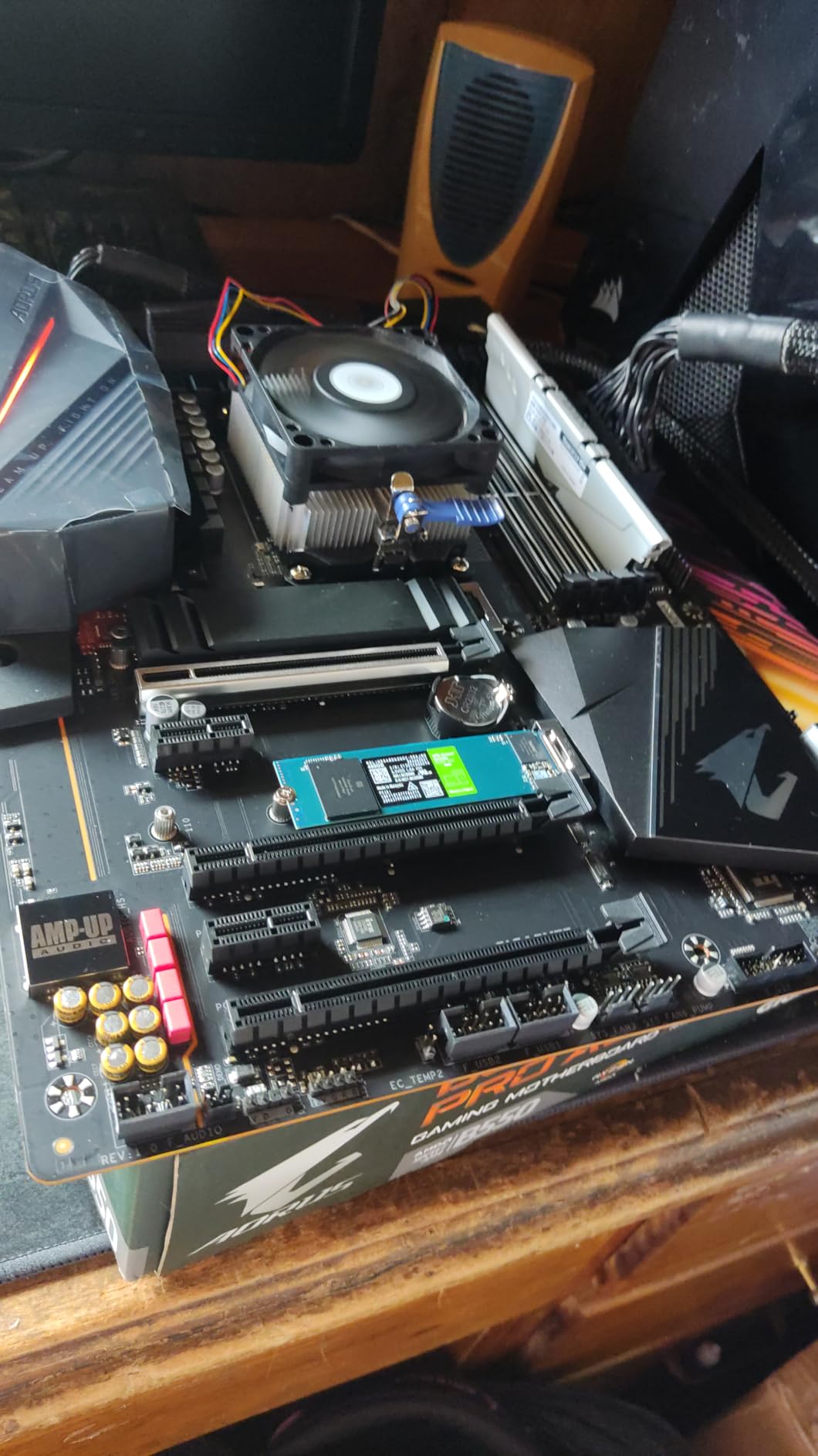 GIGABYTE B550 AORUS PRO AC (AM4 AMD/B550/ATX/Dual M.2/SATA 6Gb/s/USB 3.2 Gen 2/Intel Dual Band 802.11AC WiFi/2.5 GbE LAN/PCIe 4.0/RGB Fusion 2.0/DDR4/Gaming Motherboard) customer photo 2
