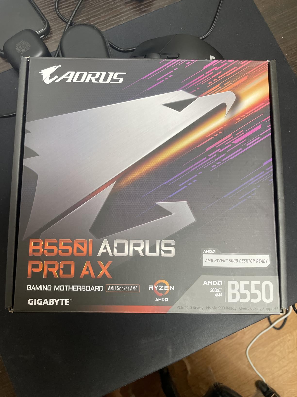 GIGABYTE B550I AORUS PRO AX AMD AM4 ITX Motherboard, Supports Ryzen 5000/4000/3000 Series, DDR4, 6+2 Power Phase, 2X M.2, PCIe 4.0, USB-C, WiFi 6, 2.5 GbE LAN, Q-Flash Plus, RGB Fusion customer photo 2