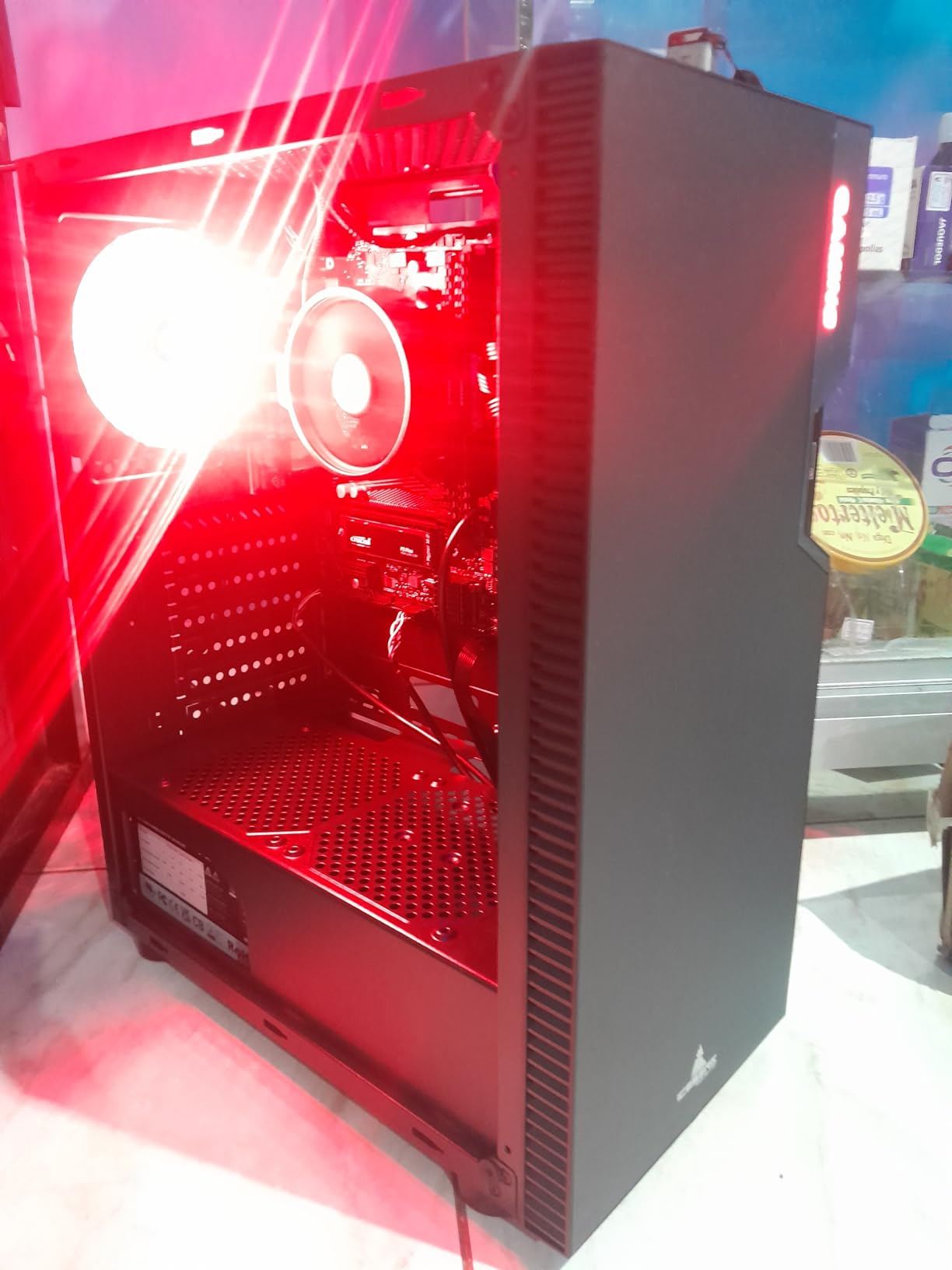 ASRock B550M-HDV Socket AM4 Micro-ATX Motherboard, Supports AMD Ryzen 5000/4000/3000 Series Processors, DDR4 4733+(OC), PCIe 4.0, Gigabit LAN customer photo 2