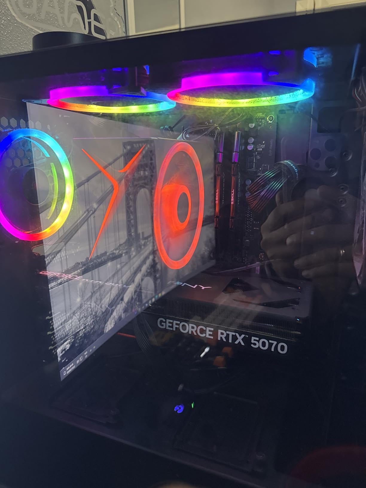 GIGABYTE B550 AORUS Elite AX V2 AMD AM4 ATX Motherboard customer photo 2