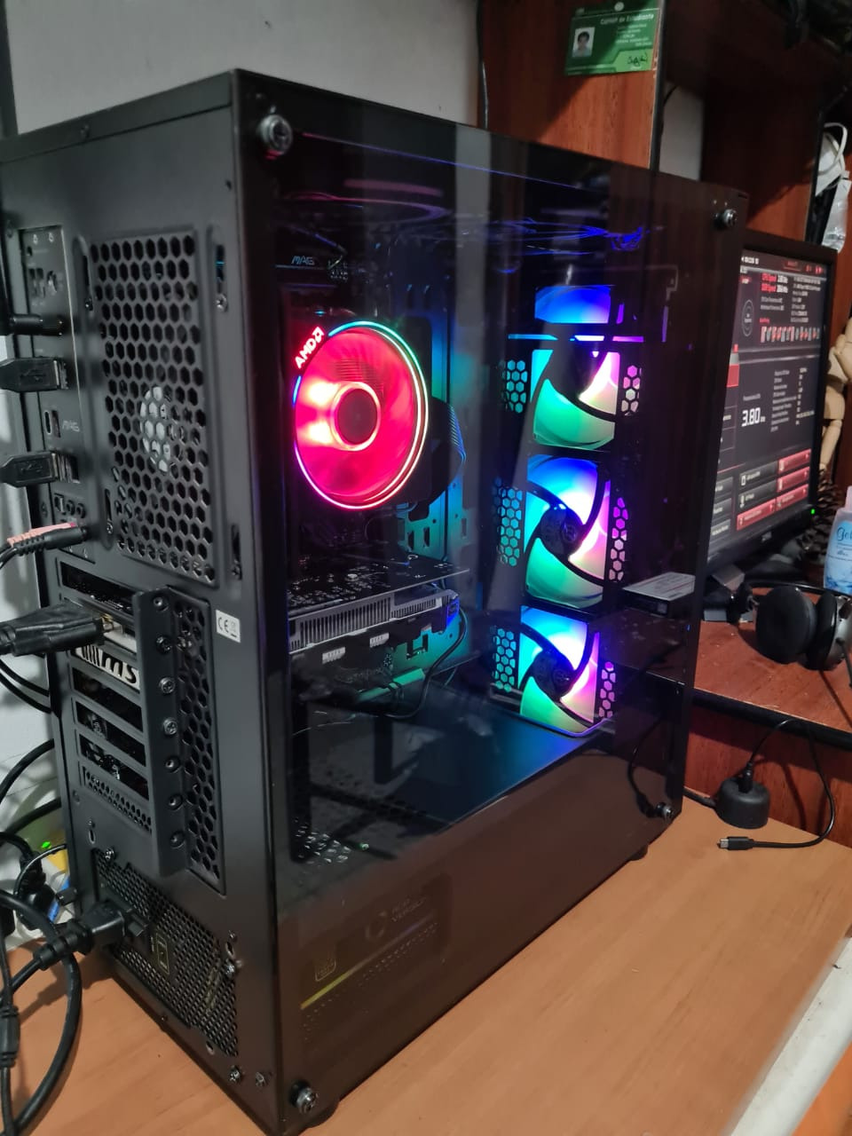 MSI MAG X570S Tomahawk MAX WiFi Gaming Motherboard (AMD Ryzen 5000 Series, AM4, DDR4, PCIe 4.0, SATA 6Gb/s, M.2, USB 3.2 Gen 2, HDMI/DP, Wi-Fi 6E, Bluetooth 5.2, 2.5Gbps LAN, ATX) customer photo 2