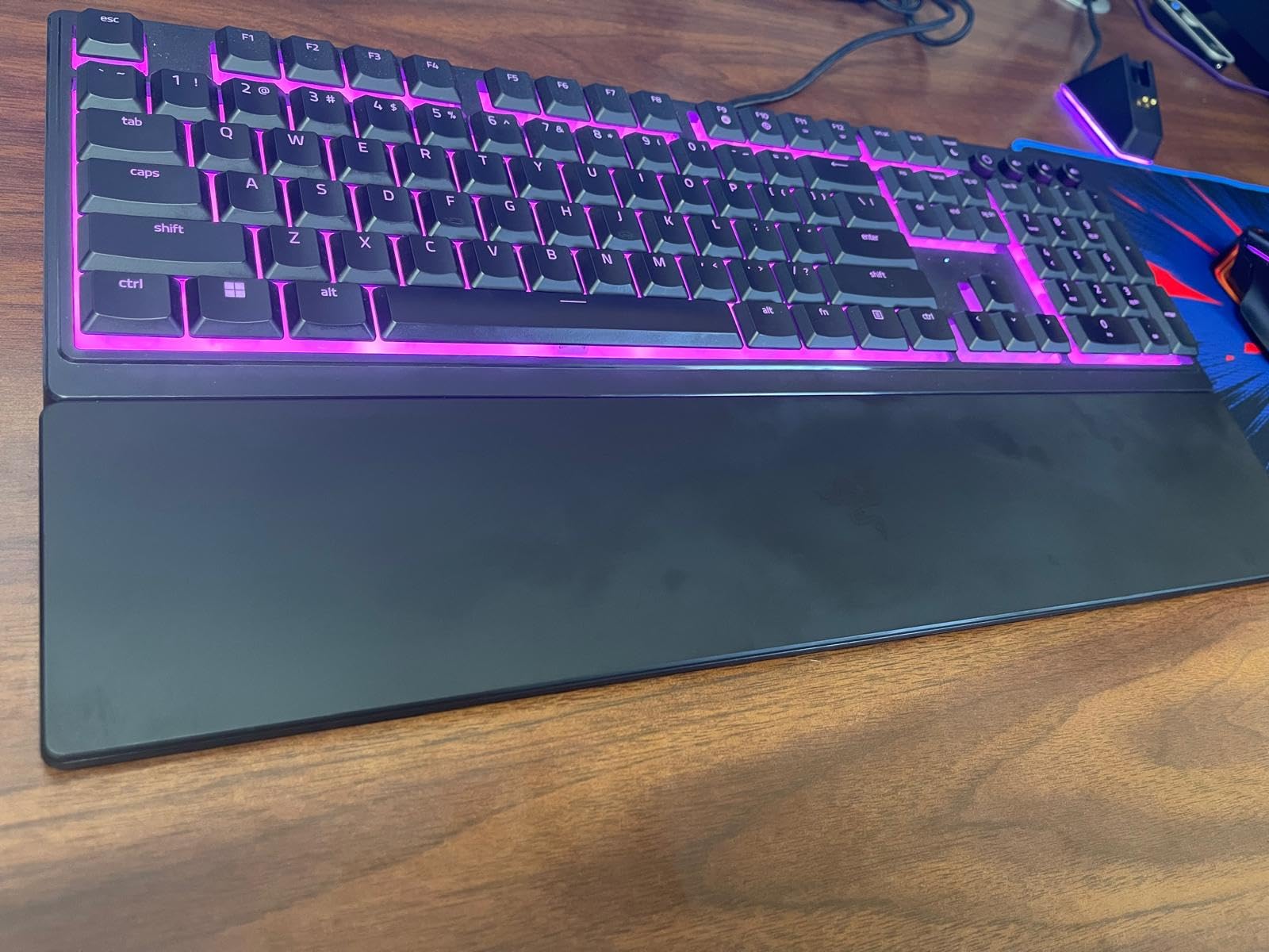 Razer Ornata V3 Gaming Keyboard, Low-Profile Keys, Black | Mecha-Membrane Switches, UV-Coated Keycaps, Backlit Media Keys, 10-Zone RGB Lighting, Snap Tap, Magnetic Wrist Rest customer photo 2