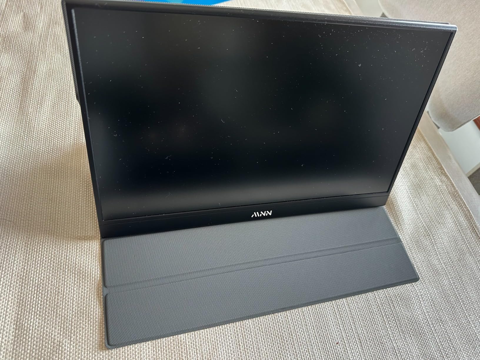 MNN Portable Monitor 15.6inch FHD 1080P 60Hz USB C HDMI Gaming Ultra-Slim IPS Display w/Smart Cover & Speakers,HDR Plug&Play, External Monitor for Laptop PC Phone Mac (15.6'' 1080P) customer photo 1