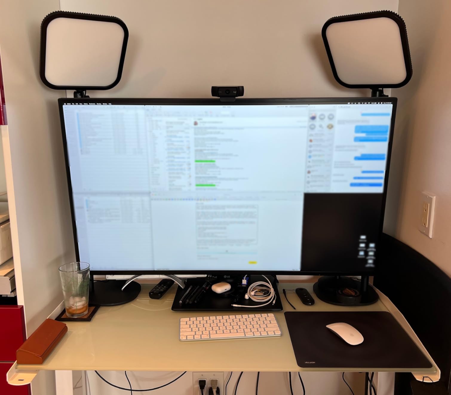 Godox ES30 Key Light, 2250Lumens Desk Light for Streaming with Extendable Desk Stand, 0-100% Brightness & 2800-6500k Color Temperature APP Control, Soft Light Panel for Streaming, Zoom Calls, YouTube customer photo 2