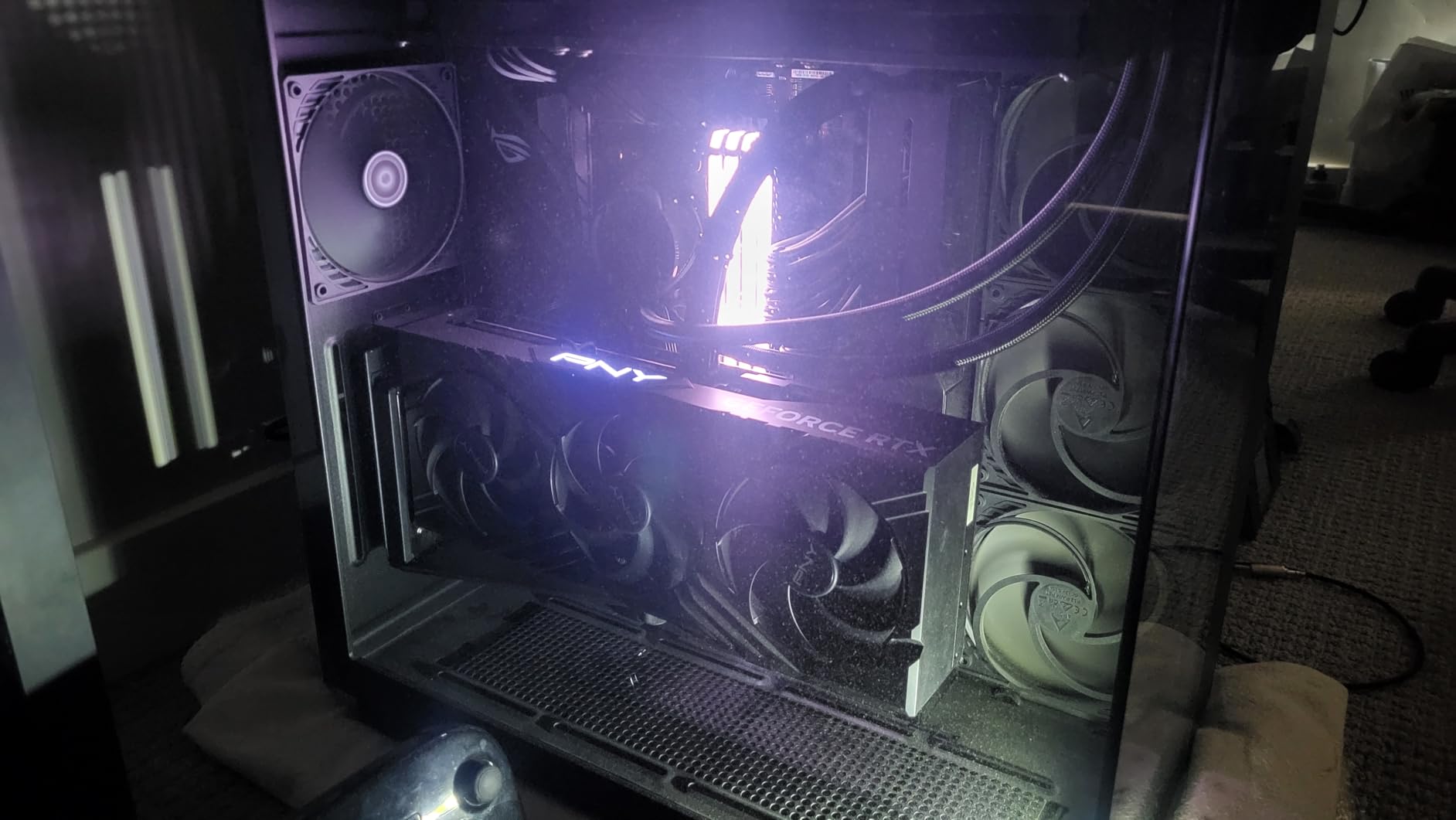 GeForce RTX 4090 24GB GDDR6X Verto Triple Fan Graphics Card, DLSS 3, 384-Bit, PCIe 4.0, HDMI/DisplayPort (Workstation) customer photo 1