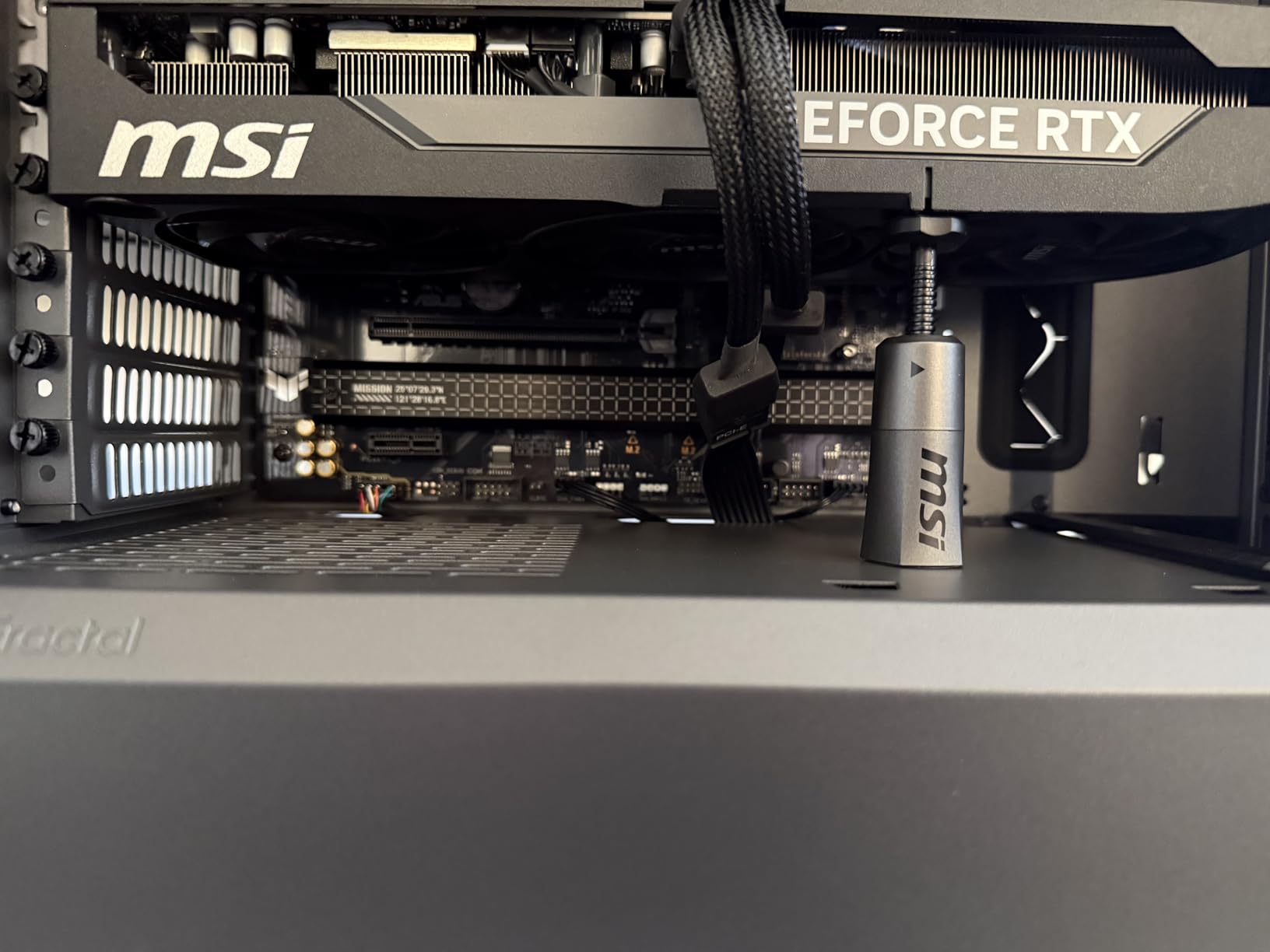 ASUS TUF Gaming B650-PLUS WiFi AMD B650 AM5 ATX Motherboard customer photo 1
