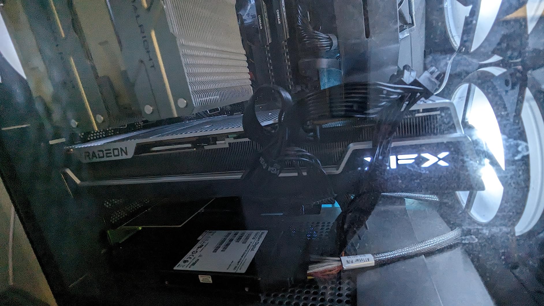 XFX Speedster MERC310 AMD Radeon RX 7900XT Black Gaming Graphics Card customer photo 2
