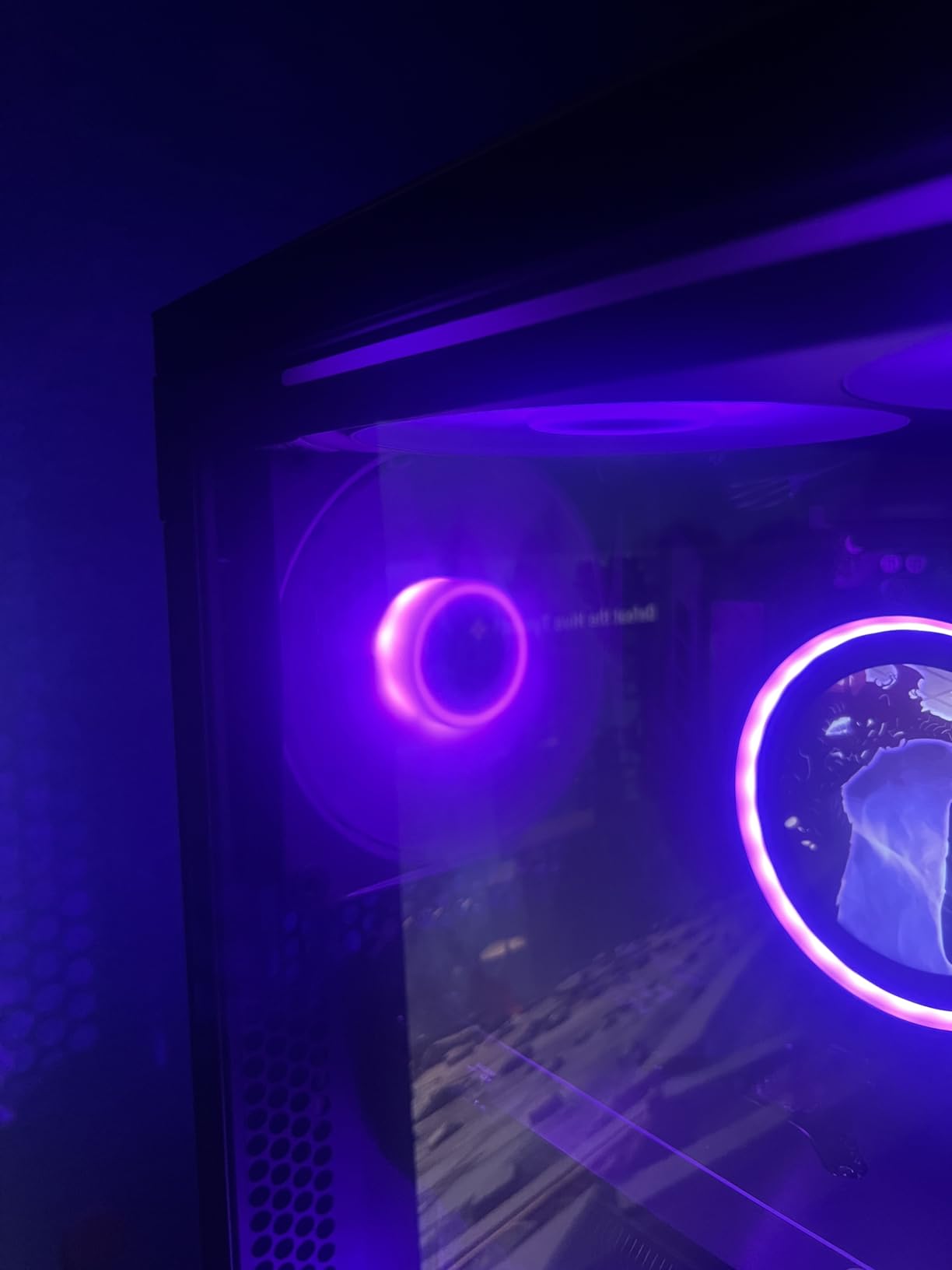 F140 RGB Core - 140mm RGB Fan - Single Pack - Black customer photo 2