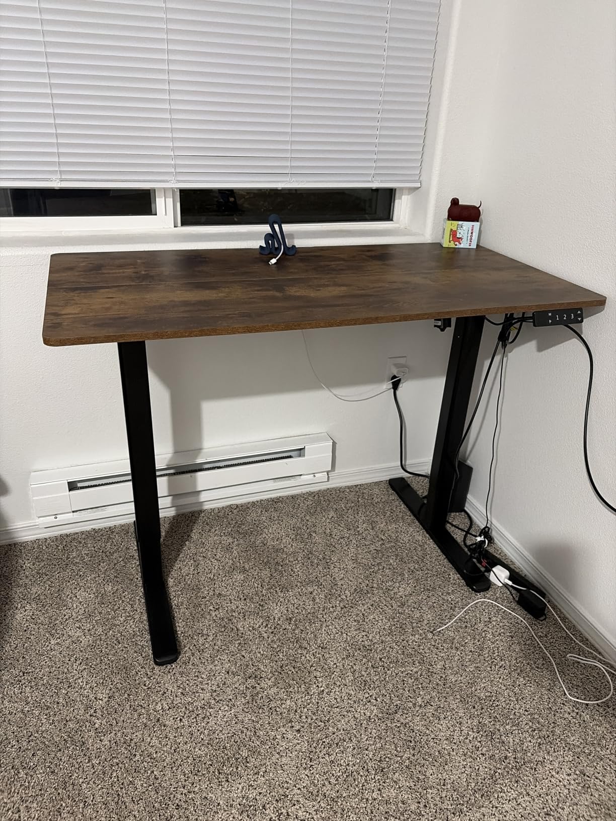Claiks Electric Standing Desk, Adjustable Height Stand up Desk, 24x48 Inches Sit Stand Home Office Desk with Splice Board, Black Frame/Rustic Brown Top customer photo 2