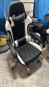 Homall Gaming Chair, Computer Chair with Footrest and Massage Lumbar Support, Ergonomic High Back Video Game Chair with Swivel Seat and Headrest (White) customer photo 1