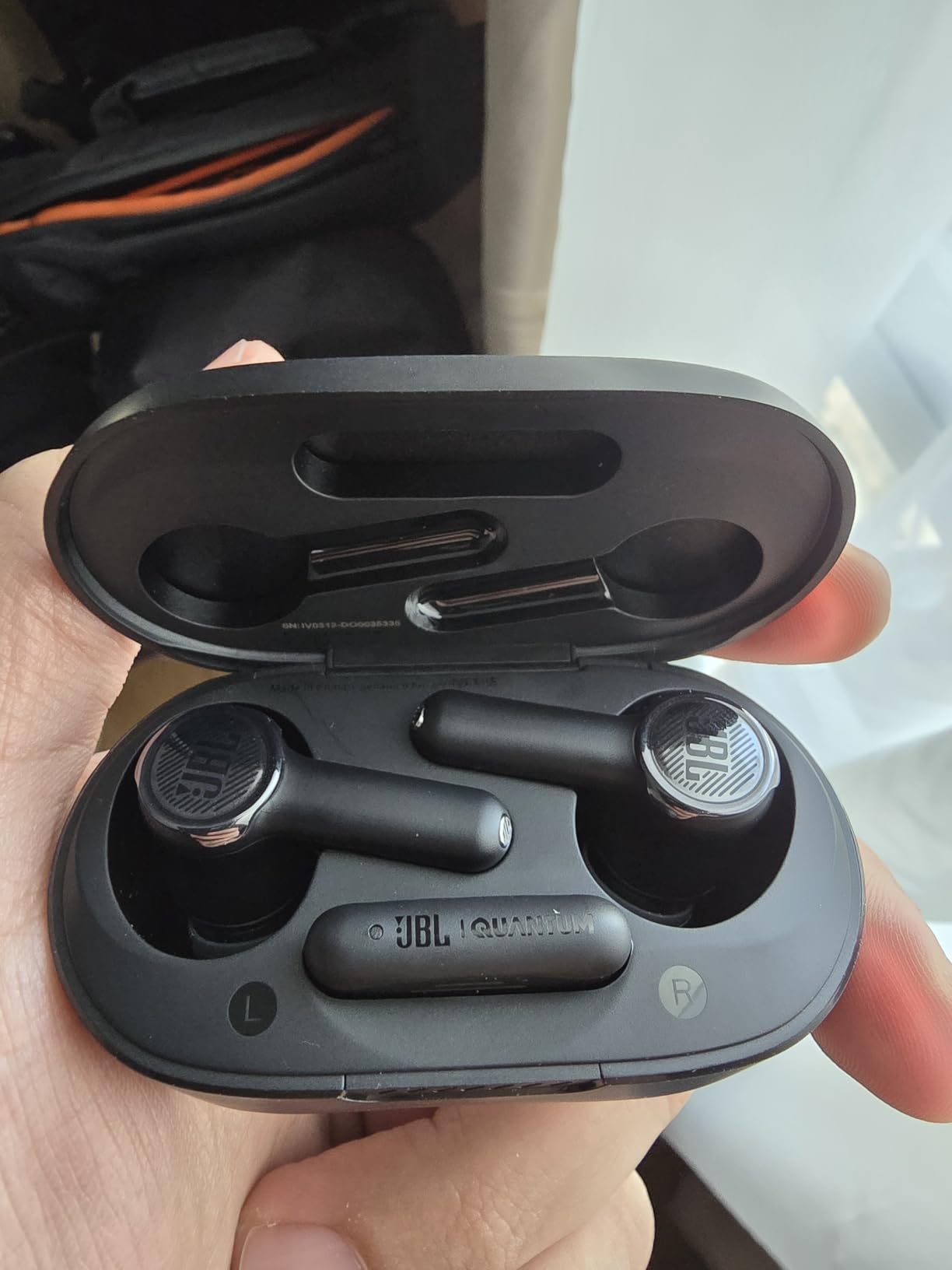 JBL Quantum TWS AIR - True Wireless Gaming Earbuds with Smart Ambient Technology, Low Latency 2.4GHz USB-C dongle or Bluetooth, 4 Beamforming Microphones - Black customer photo 2