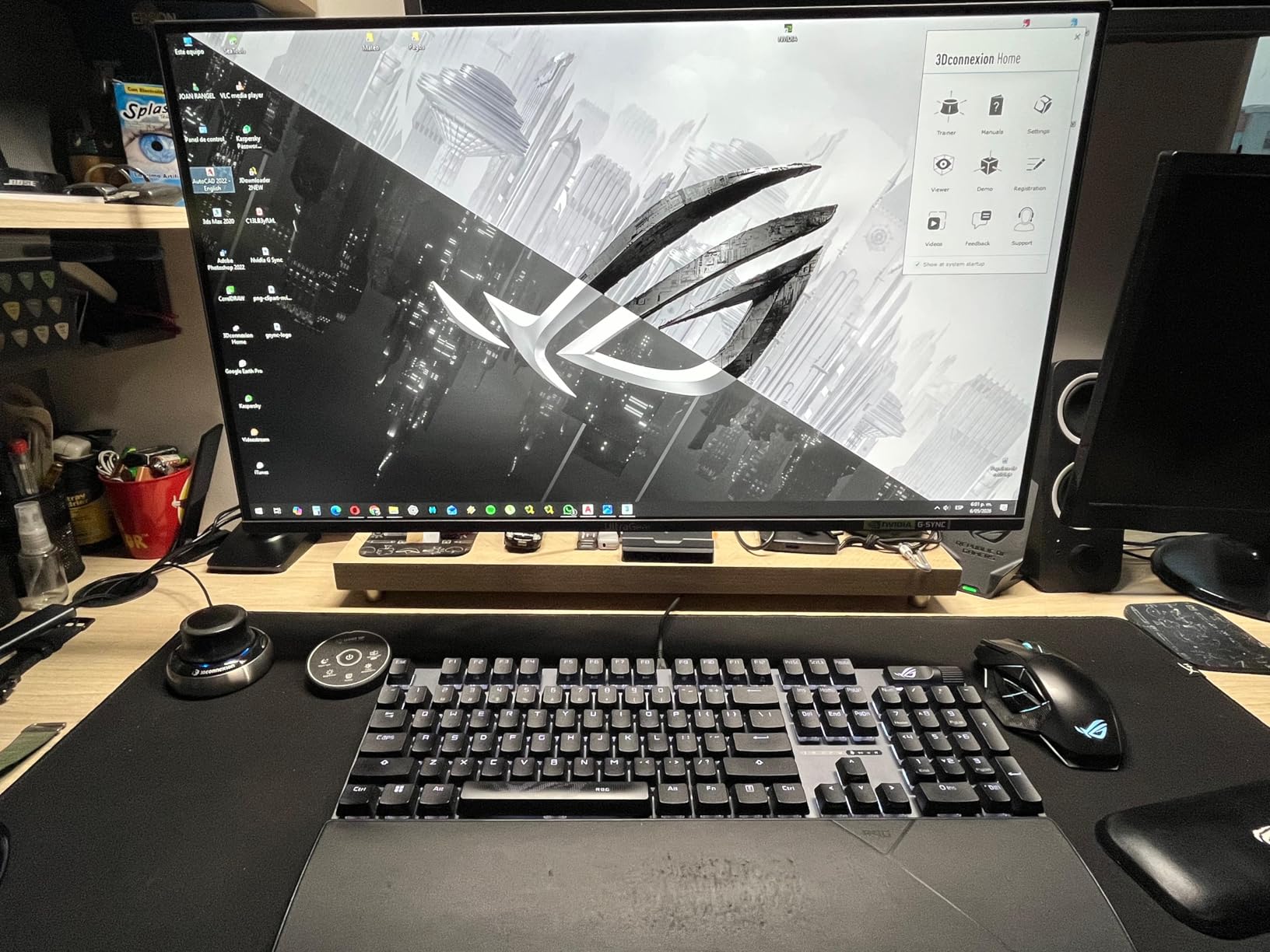 ErGear Dual Monitor Stand up to 33 inches Screen, Load-Bearing Max 22 lbs Each Arm, Adjustable Dual Monitor Mount, Sturdy Steel VESA Monitor Mount with Stable VESA 75x75 100x100mm customer photo 2