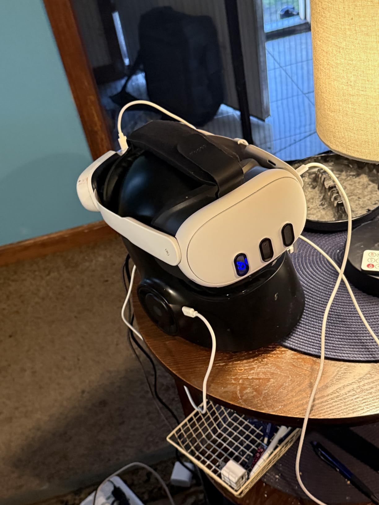 Meta Quest 3 512GB | VR Without Wires - Gorilla Tag Cardboard Monkenaut Bundle - Amazon Exclusive customer photo 1