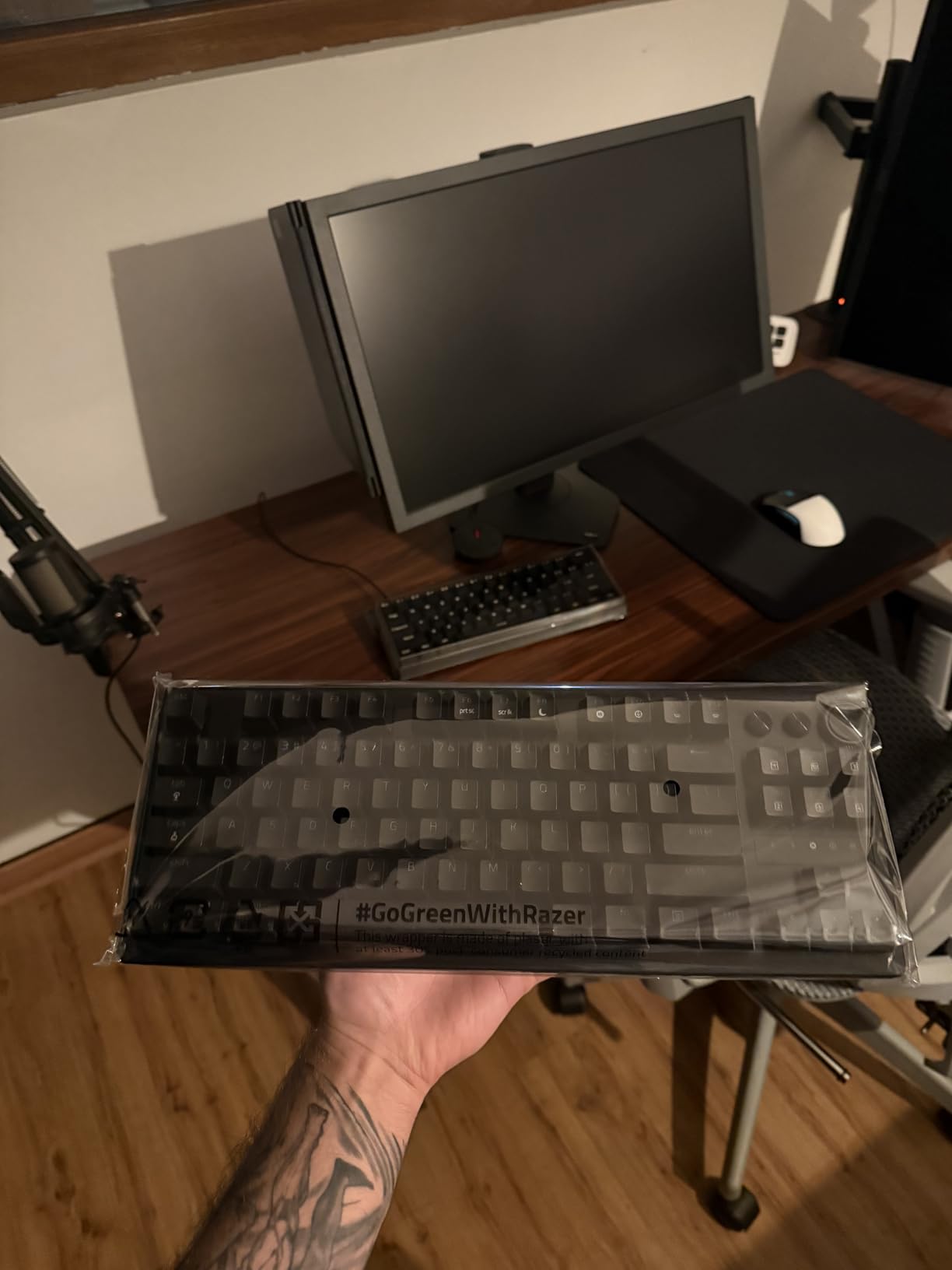 Razer Huntsman V3 Pro Esports Gaming Keyboard, Black | Analog Optical Switches, Snap Tap, Rapid Trigger, Adjustable Actuation, Media Keys & Dial, Doubleshot PBT Keycaps, Wrist Rest customer photo 1