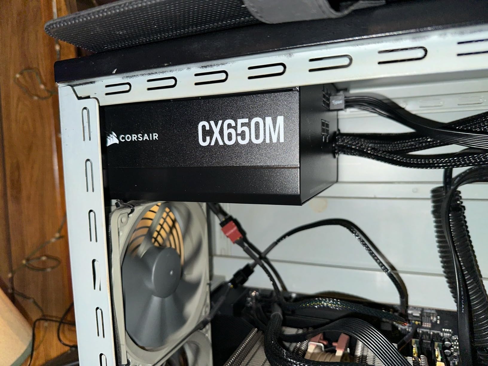CORSAIR CX650 80 Plus Bronze Non Modular Low-Noise ATX 650 Watt Power Supply - NA - Black customer photo 2