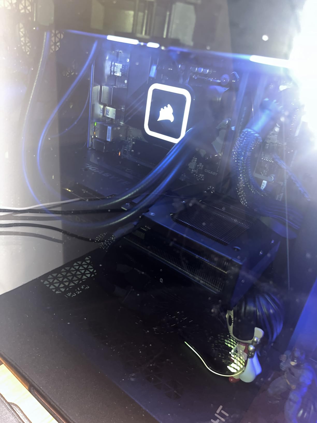 GeForce RTX 4070 Super WINDFORCE OC 12G Graphics Card, 3X WINDFORCE Fans, 12GB 192-bit GDDR6X, GV-N407SWF3OC-12GD Video Card customer photo 2