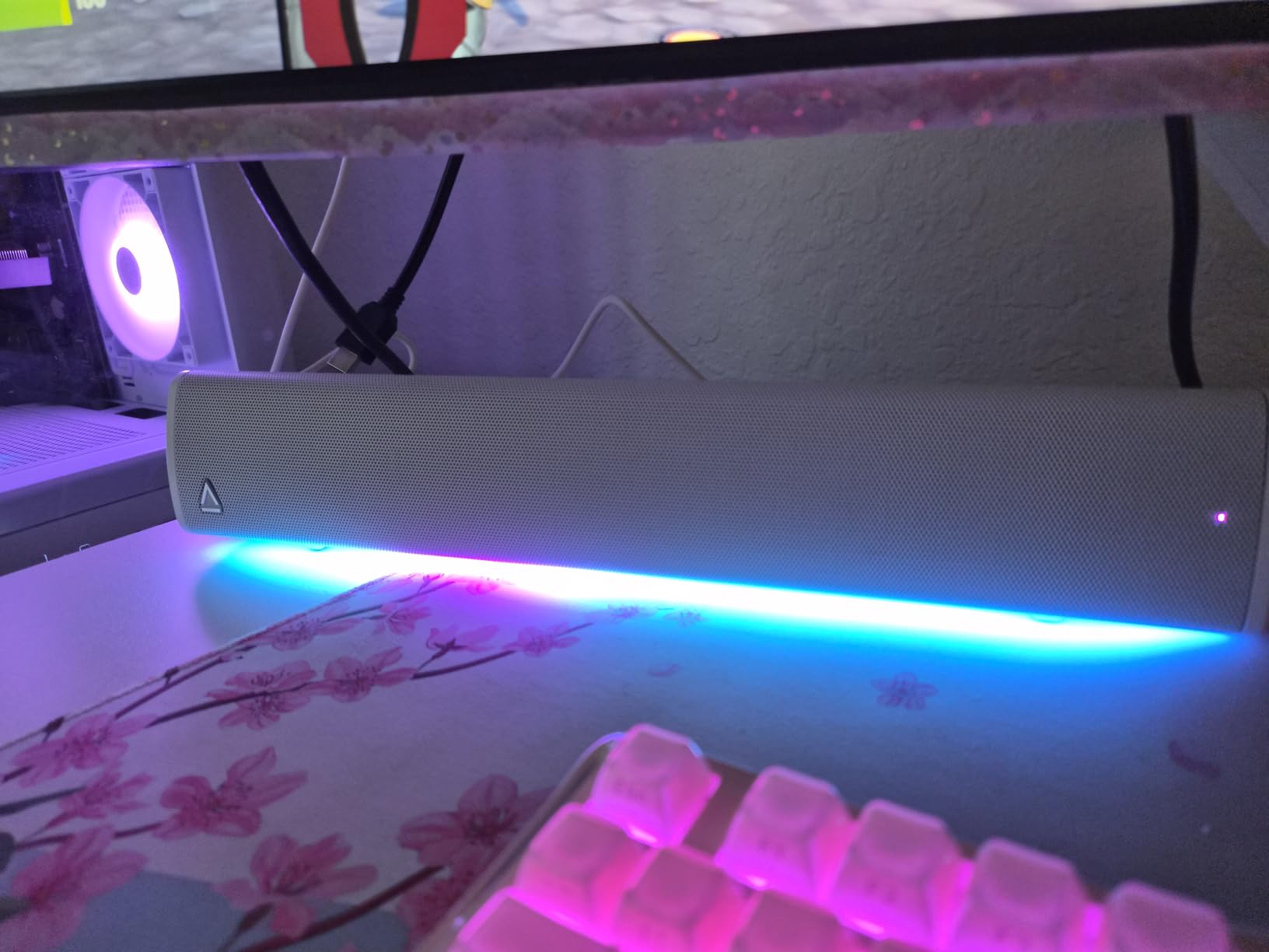 Creative Sound Blaster GS3 Compact RGB Gaming Soundbar with SuperWide Technology, Powered via USB, Bluetooth 5.4, Headphone-Out Port, for PC and Mac customer photo 1