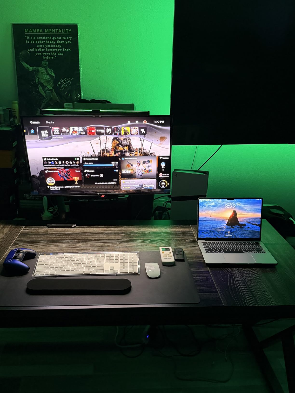 ASUS ROG Ergo Monitor Arm (AAS01) - Monitor Mount with Cable Management, Ergonomic, Pivot, Swivel, Height Fully Adjustable, Clean Desk Setup, up to 39 inches, 23lbs, VESA 100x100, Mechanical Spring customer photo 1