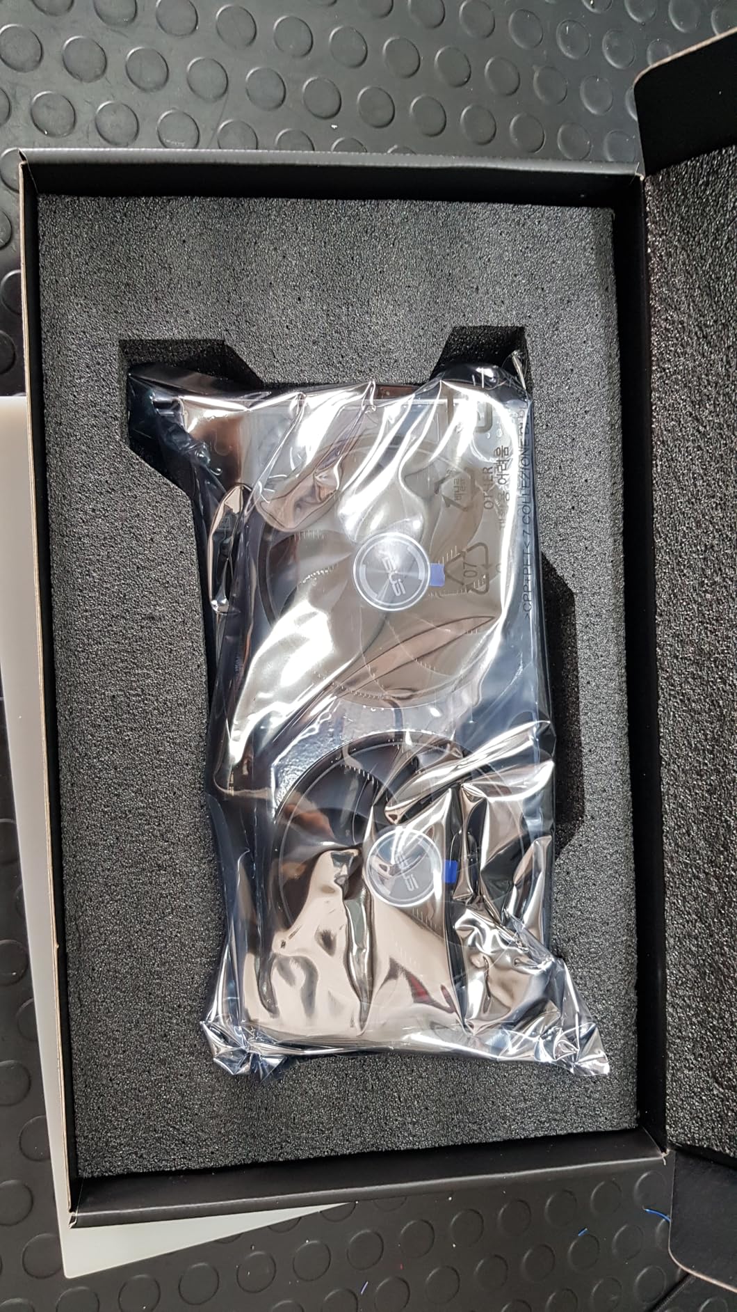 ASUS Dual GeForce RTX 4060 EVO OC Edition 8GB customer photo 2