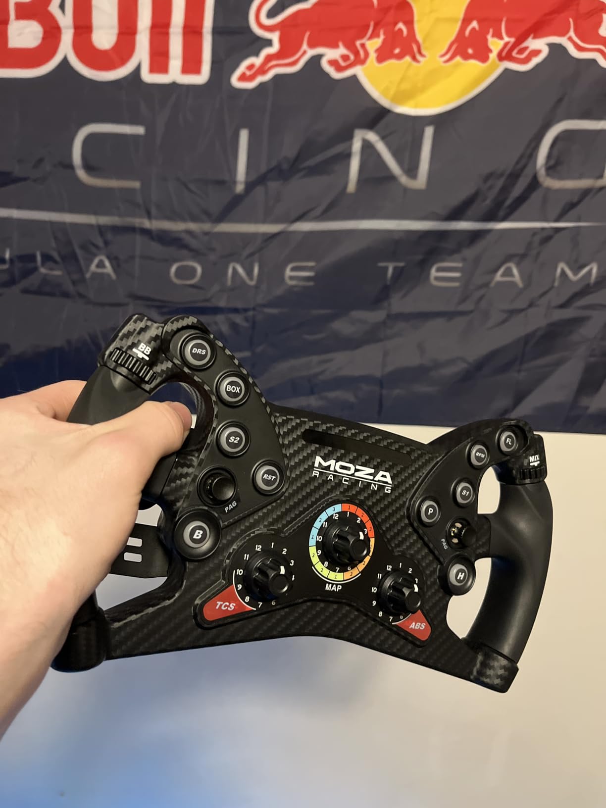 MOZA KS Steering Wheel 300mm Butterfly Style GT Racing Wheel, Fully Customizable Sim Racing Gaming Simulator customer photo 1