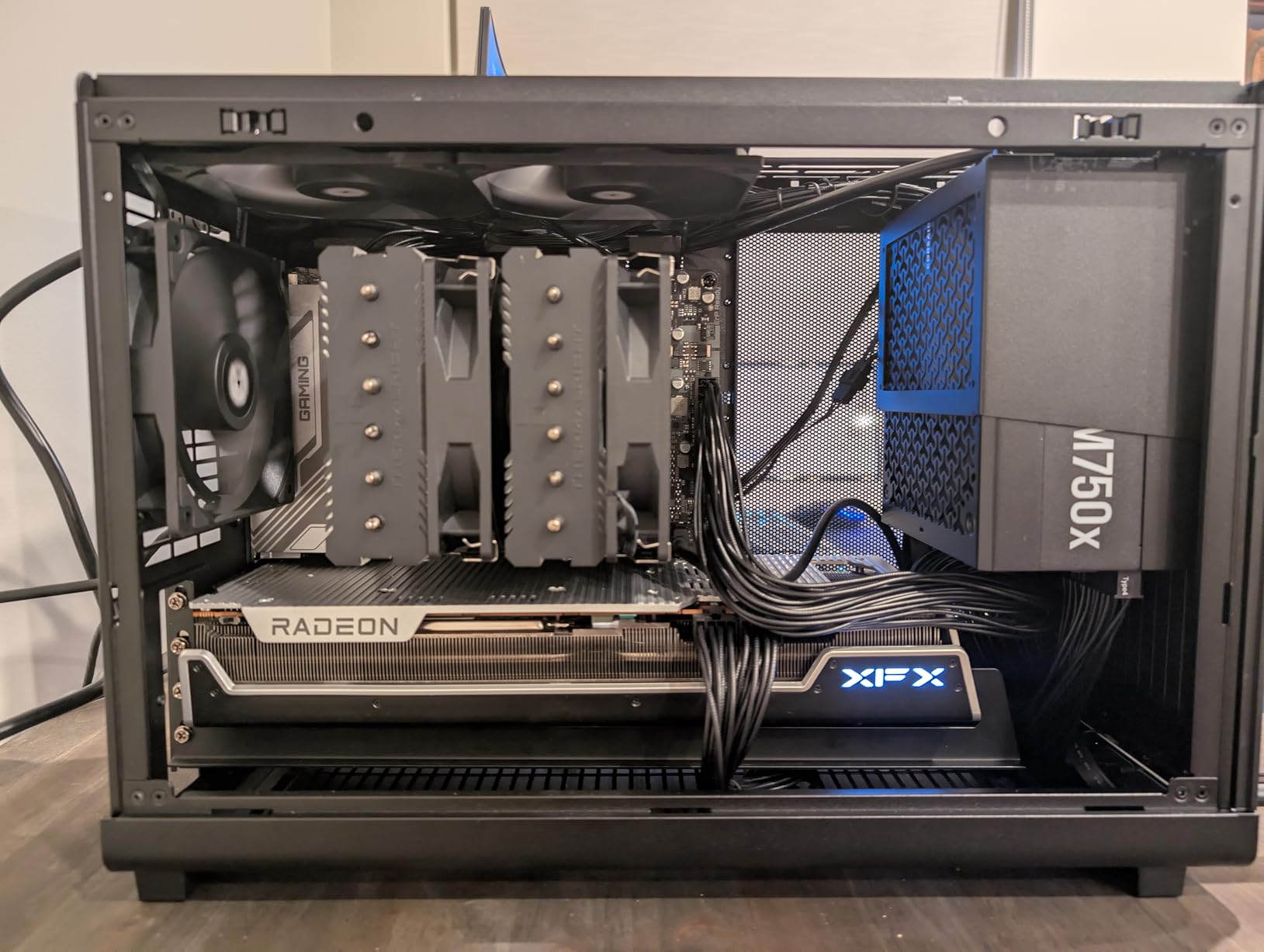Lian Li A3-mATX-26.3L Micro Form Factor Chassis customer photo 2
