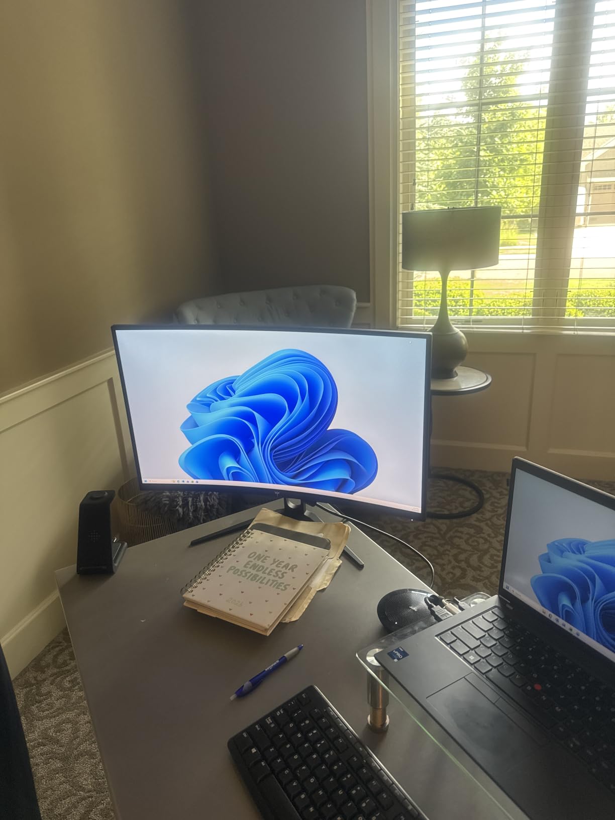 KTC 32 Inch 240Hz Curved Gaming Monitor, 2K 1440P Computer PC Monitor with 1000R 1ms Frameless, Adaptive Sync, 122% sRGB, HDMI, DisplayPort, Tilt Adjustable, H32S25E customer photo 1