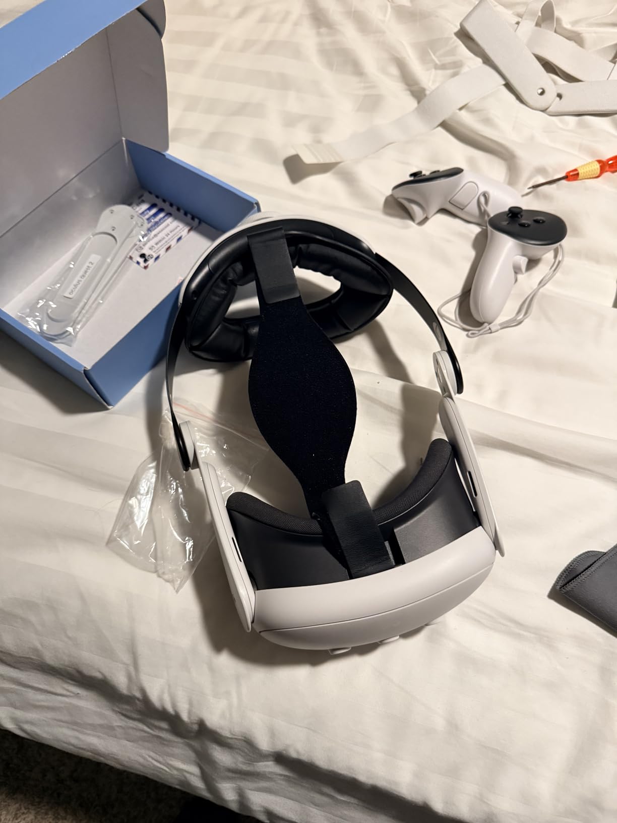 Meta Quest 3 512GB | Thirty Percent Sharper Resolution - 2X Graphical Processing Power - Play Without Wires - Get Batman: Arkham Shadow and a 3-Month Trial of Meta Horizon+ Included customer photo 1