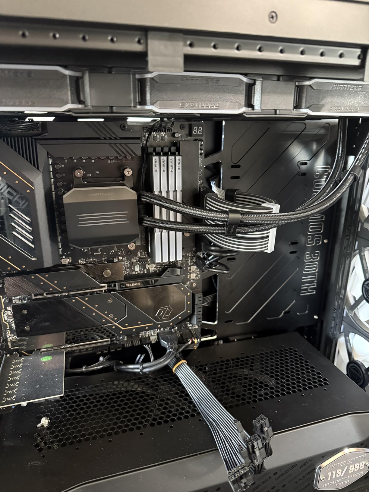 ASRock AMD X870E Taichi Ryzen Socket AM5 X870 Dual Channel DDR5 DIMMs 256 GB 8200 EATX Motherboard M.2 LED WiFi 7 customer photo 2