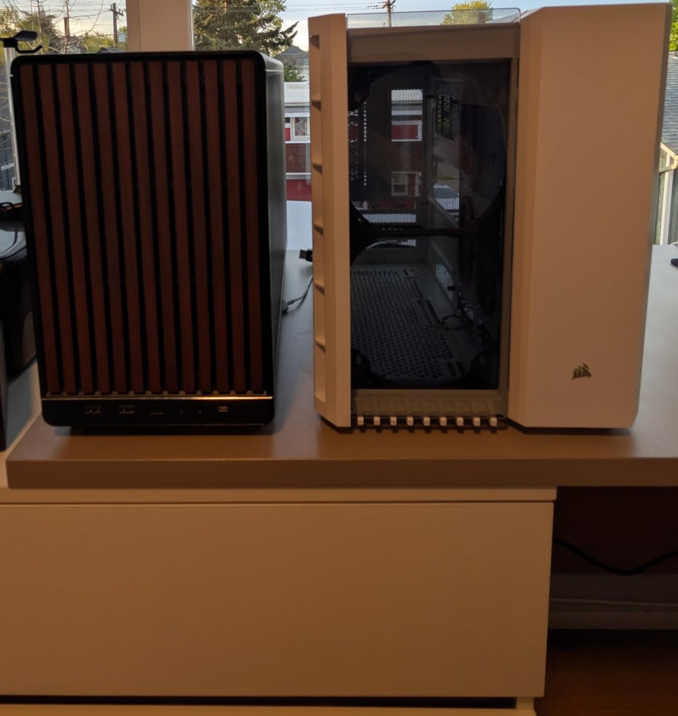 Lian Li A3-mATX-WD-26.3L Micro Form Factor Chassis-No Fans Included-Supports 360mm AIO-Modularity Design-for M-ATX, ITX Motherboard-DAN Cases Collaboration-Wood Front Panel-Black (A3X-WD) customer photo 1