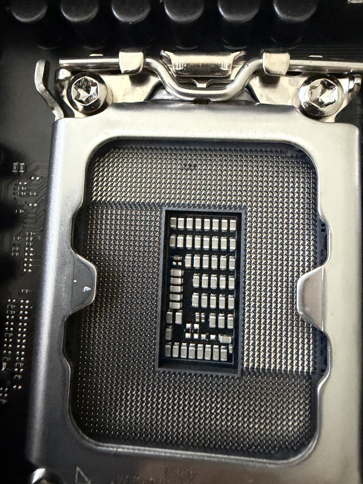 ASUS TUF Gaming Z890-PLUS WiFi Z890 LGA 1851 ATX Motherboard, Intel Core Ultra Series 2 Ready, Advanced AI PC-Ready, 16+1+2+1 Stages, DDR5, PCIe 5.0, Thunderbolt 4 Type-C, 4X M.2, Wi-Fi 7, 2.5Gb customer photo 2