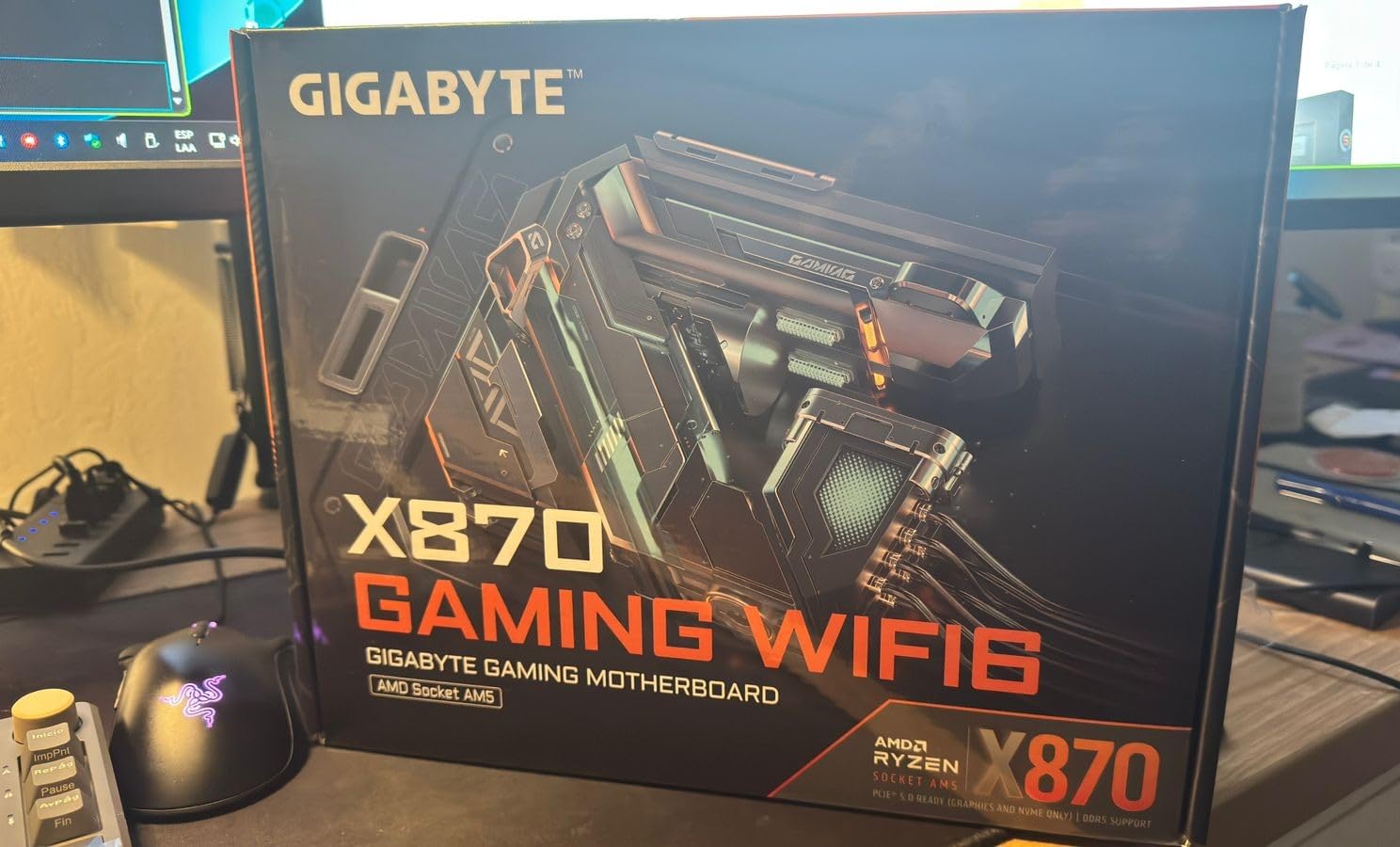 GIGABYTE X870 Gaming WIFI6 AMD AM5 LGA 1718 Motherboard, ATX, DDR5, 3X M.2, PCIe 5.0, USB4, WiFi 6, 2.5GbE LAN, EZ-Latch, 5-Year Warranty customer photo 1