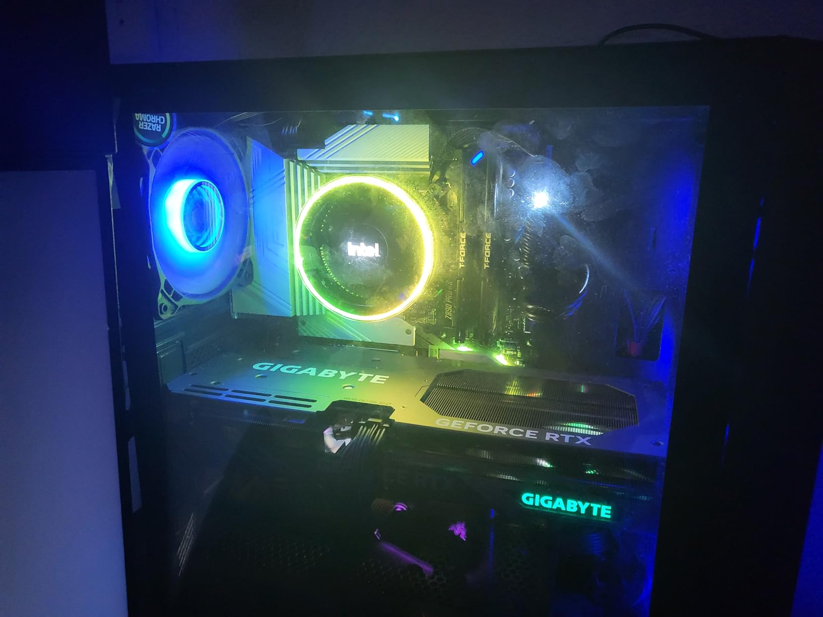 ASRock Z890 Pro RS ATX Motherboard LGA1851 RL-ILM DDR5 8666 MHz 256 GB M.2 PCIe 5.0 Thunderbolt customer photo 1