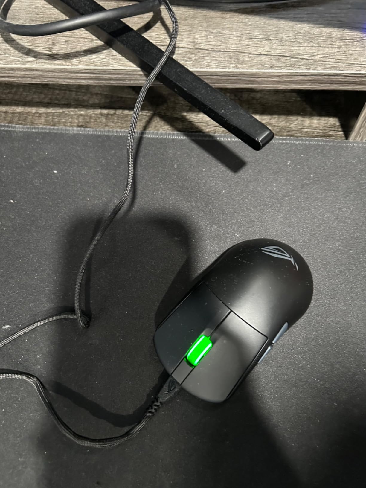 ASUS ROG Harpe Ace Mini Wireless Gaming Mouse - Small Compact Design, 49g Lightweight, 36K DPI AimPoint Sensor, Esports & FPS Gaming, Pro-Approved, White customer photo 1