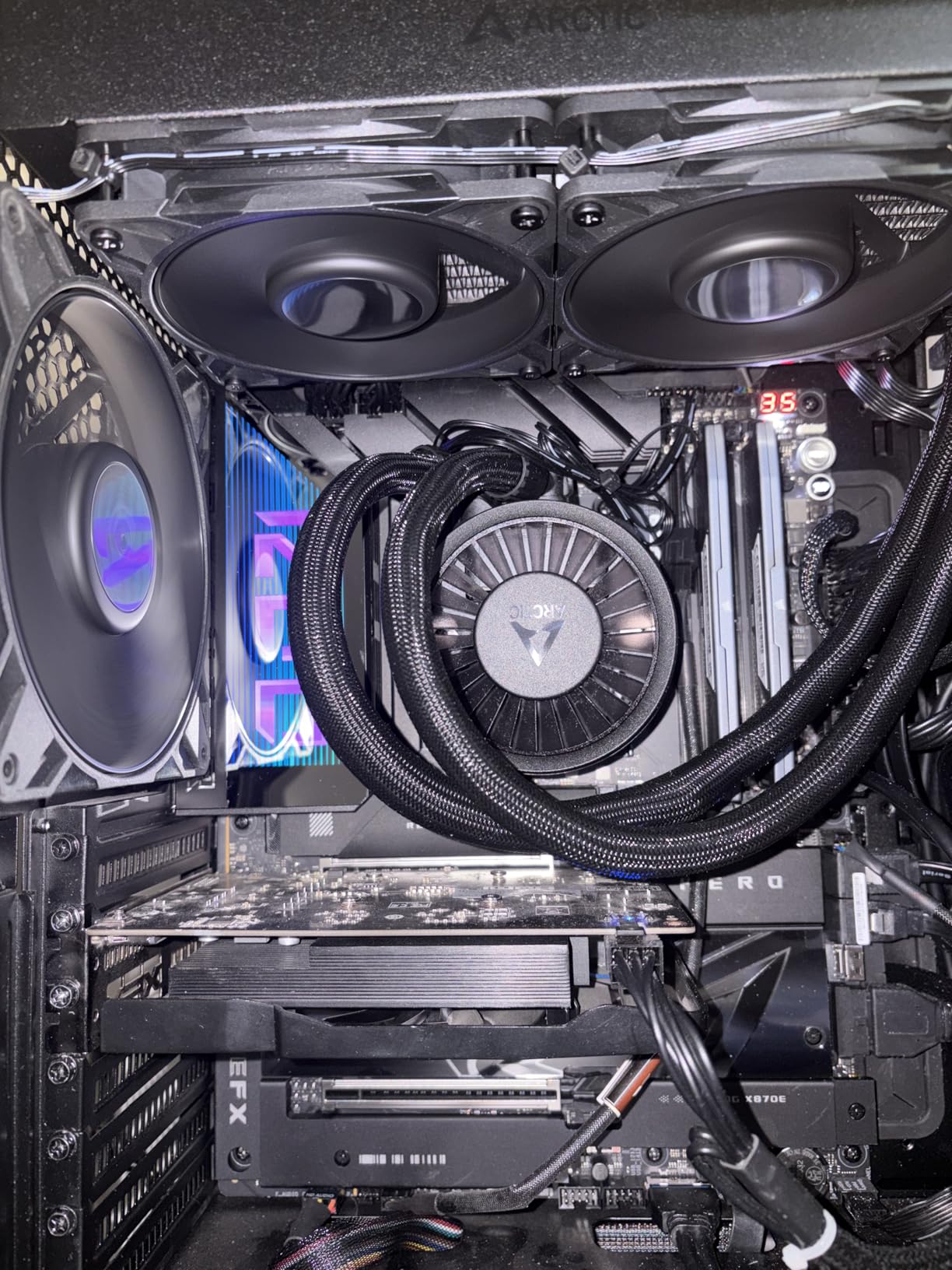ARCTIC Liquid Freezer III Pro 240-240 mm AIO CPU Cooler customer photo 1
