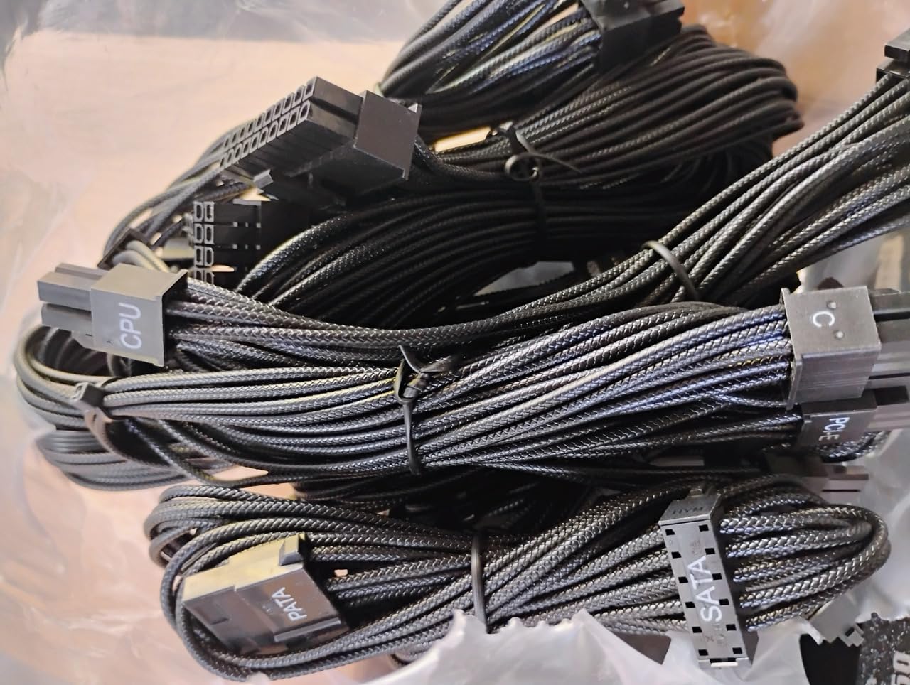 SAMA White 850W Power Supply - Fully Modular 80 Plus Gold Certified ATX 3.1 & PCIE 5.1 Compliant Power Supply, Supports RTX 30/40 Series GPUs customer photo 1