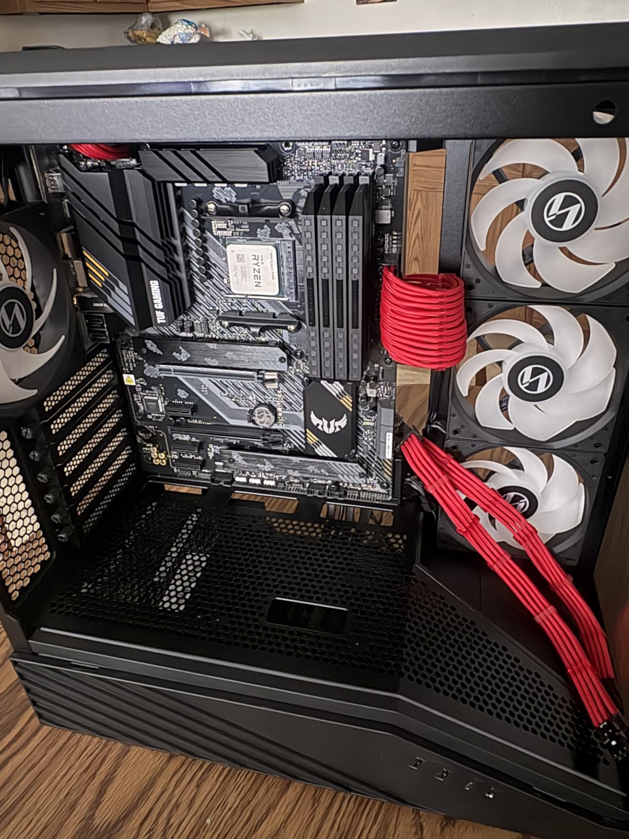Thermaltake Toughpower GT 750W Snow ATX 3.1 Power Supply; 80 Plus Gold Efficiency; Smart Zero Fan; Native 600W PCIe 5.1 Connector; PS-TPT-0750FNFAGU-W; 5 Year Warranty customer photo 2