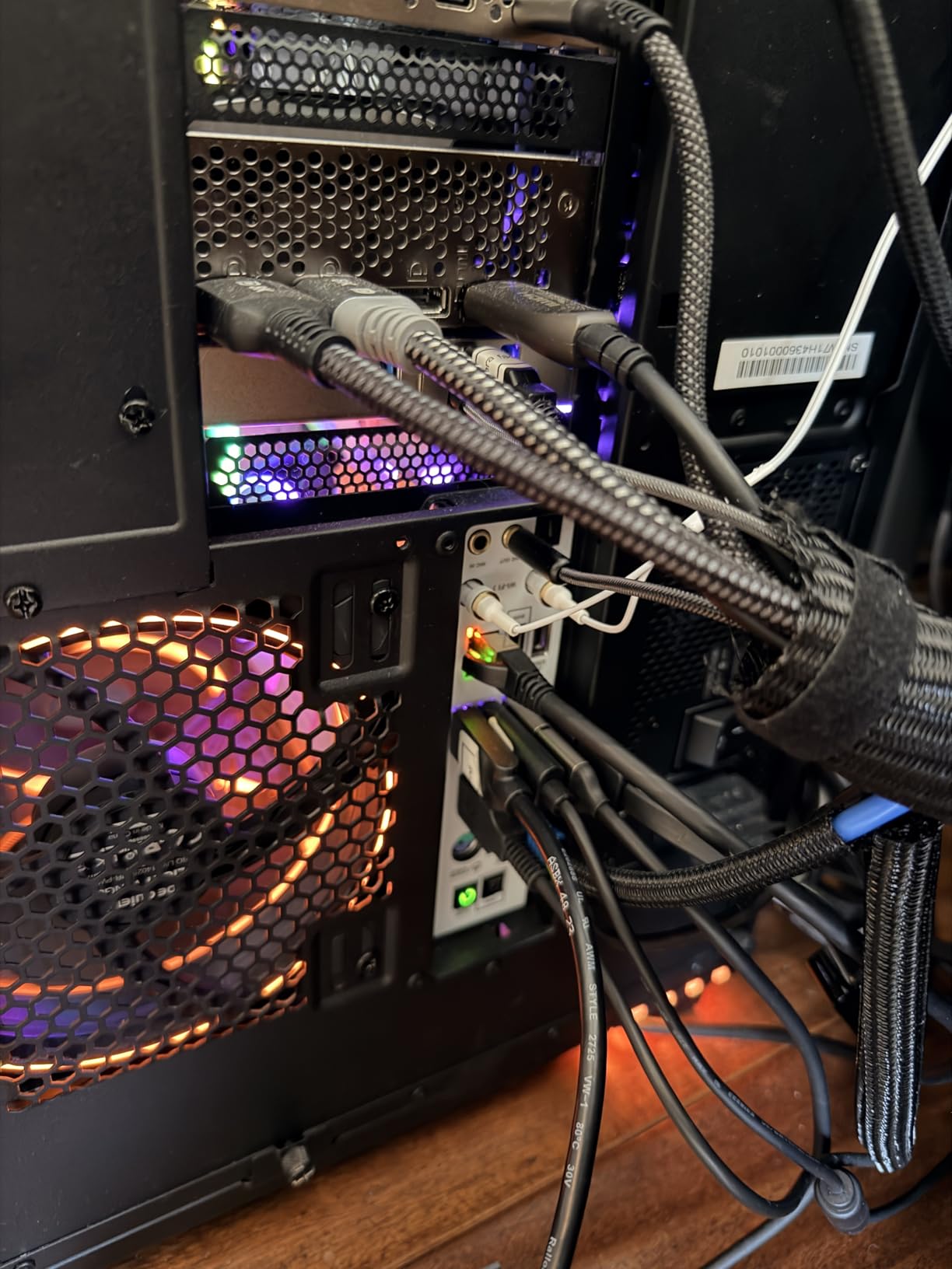 Seasonic Prime TX-1600 Noctua Edition, Ultra-Quiet Fully Modular 1600W 80 Plus Titanium Efficiency ATX 3.1 PC Power Supply (Black/Brown) with US AC Power Cord customer photo 1