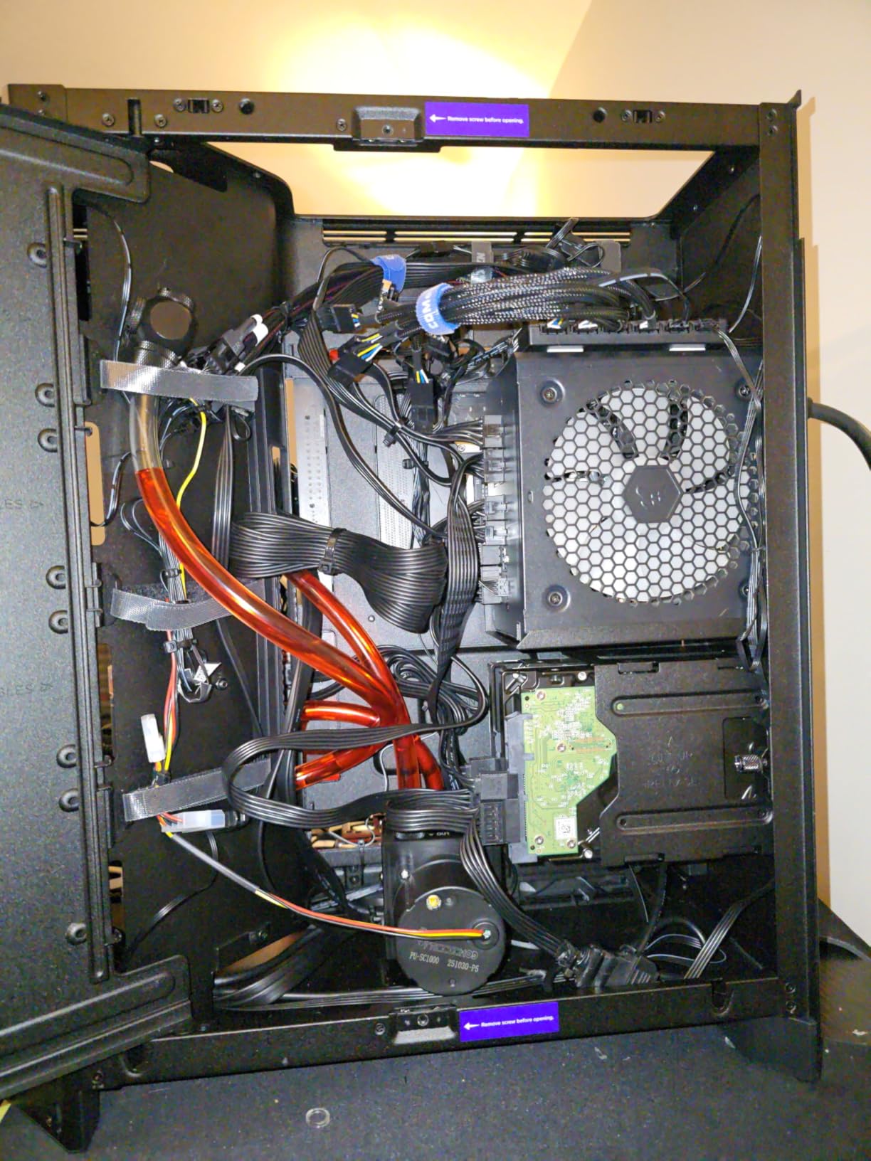 NZXT H9 Flow (2025) - Large Dual-Chamber ATX Mid-Tower Airflow PC Case - Includes 3 x 140mm & 1 x 120mm Fans - 420mm Radiator Support - Tempered Glass - Back-Connect Ready - White customer photo 1